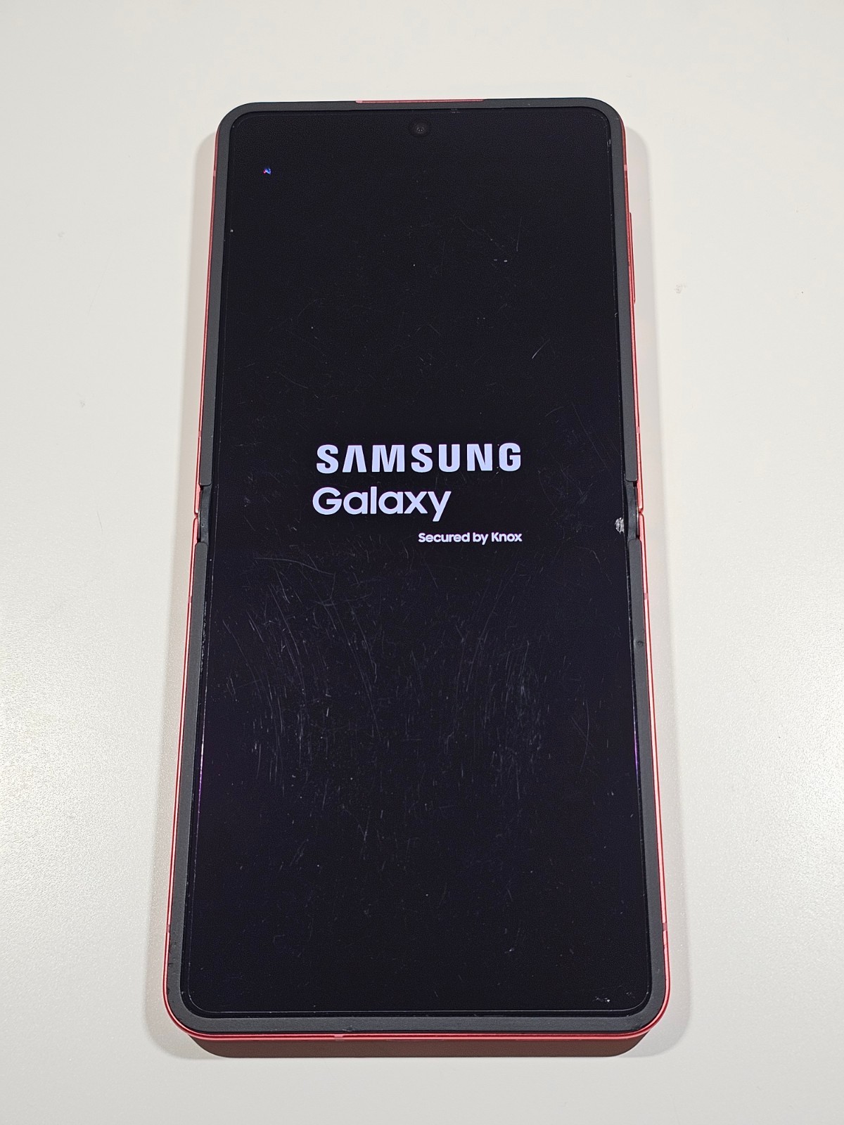 Samsung Galaxy Z Flip 7 – 256 GB – Coral red (Verizon) LCD Spot 6032 READ