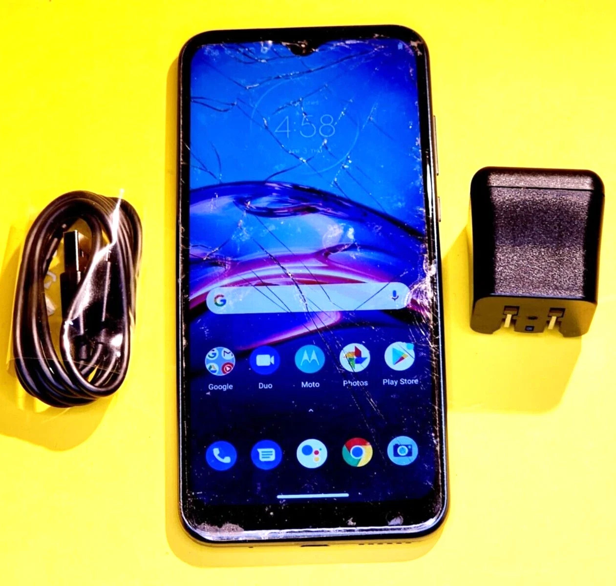 *VIEW PHOTOS* MOTOROLA MOTO E 2020 32GB UNLOCKED 4G CELL PHONE ROGERS CHATR BELL