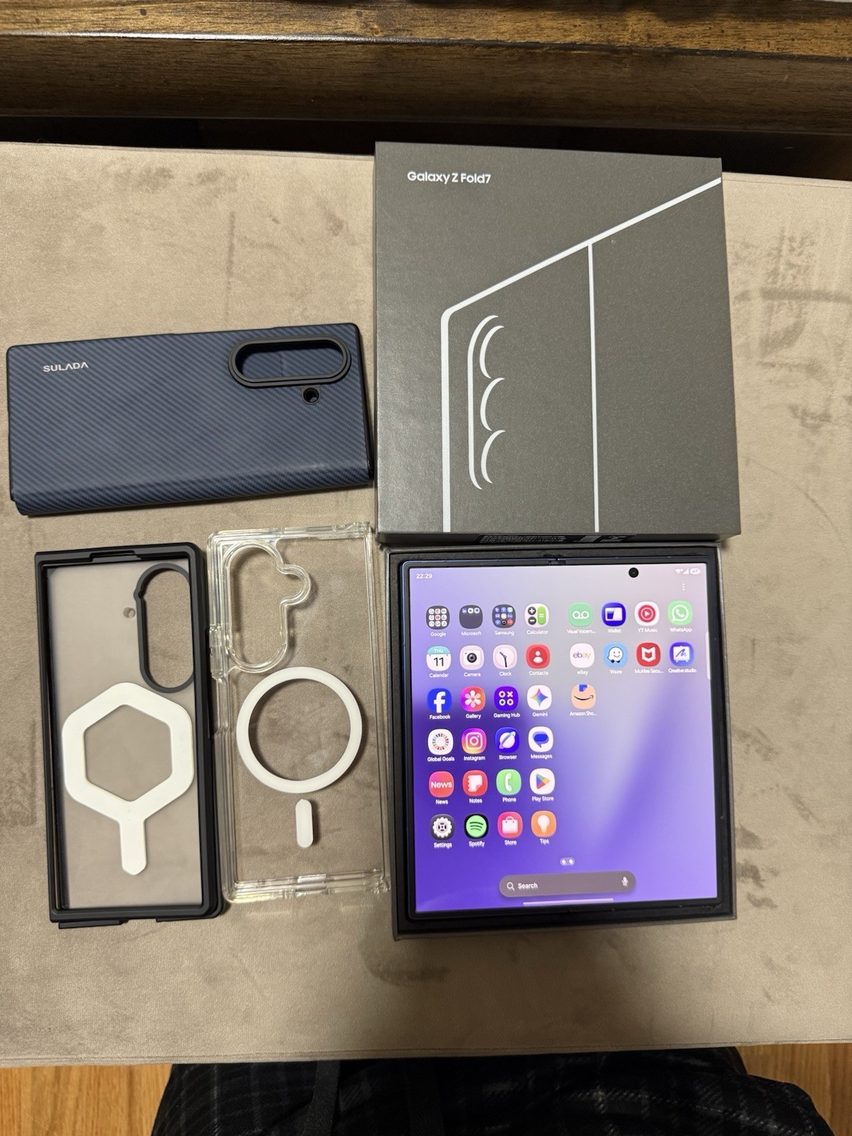 Samsung Galaxy Z fold 7 Blue Shadow unlocked 256gb