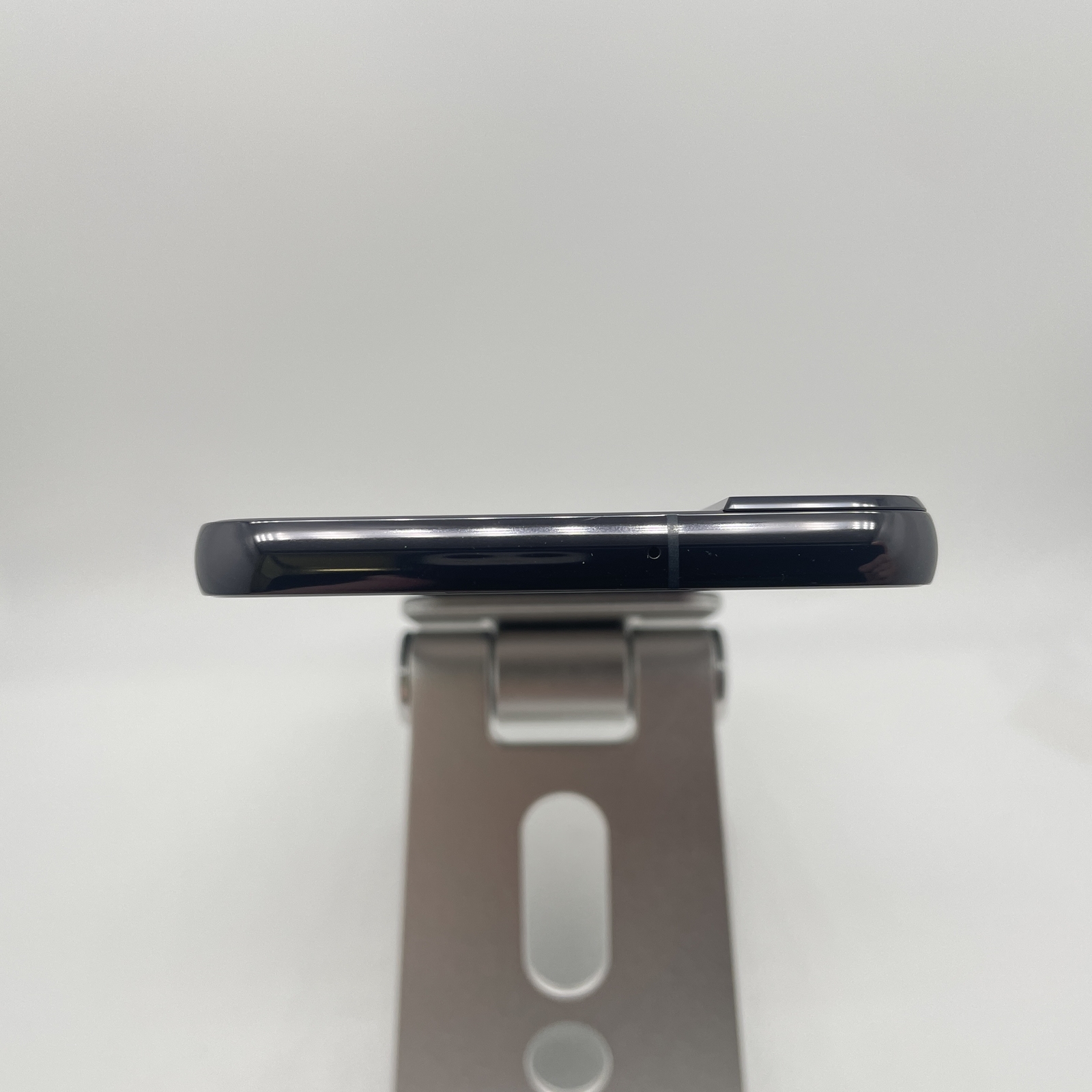 Samsung Galaxy S22 Plus 5G 128GB Phantom Black Unlocked Fair Condition