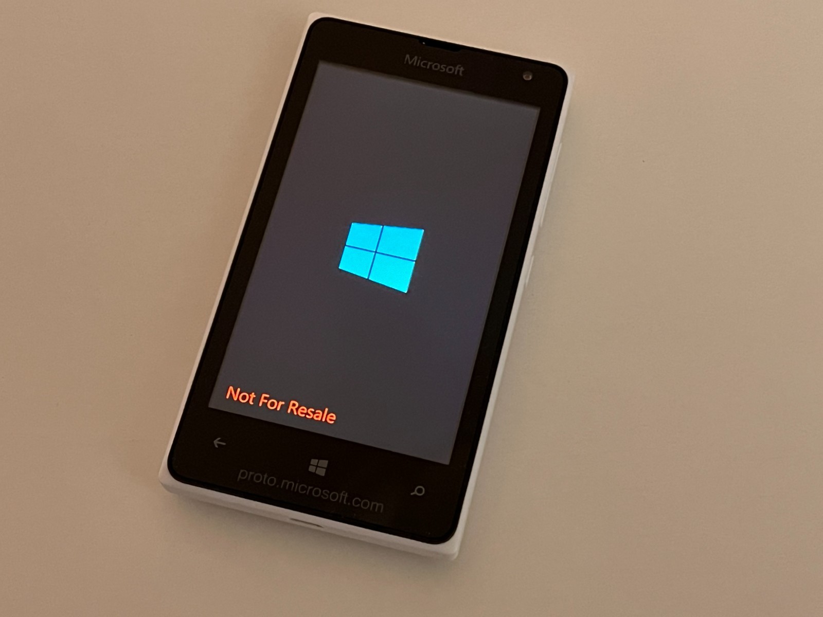 Nokia Lumia 435 Prototype – RM-1071 – White – With Battery