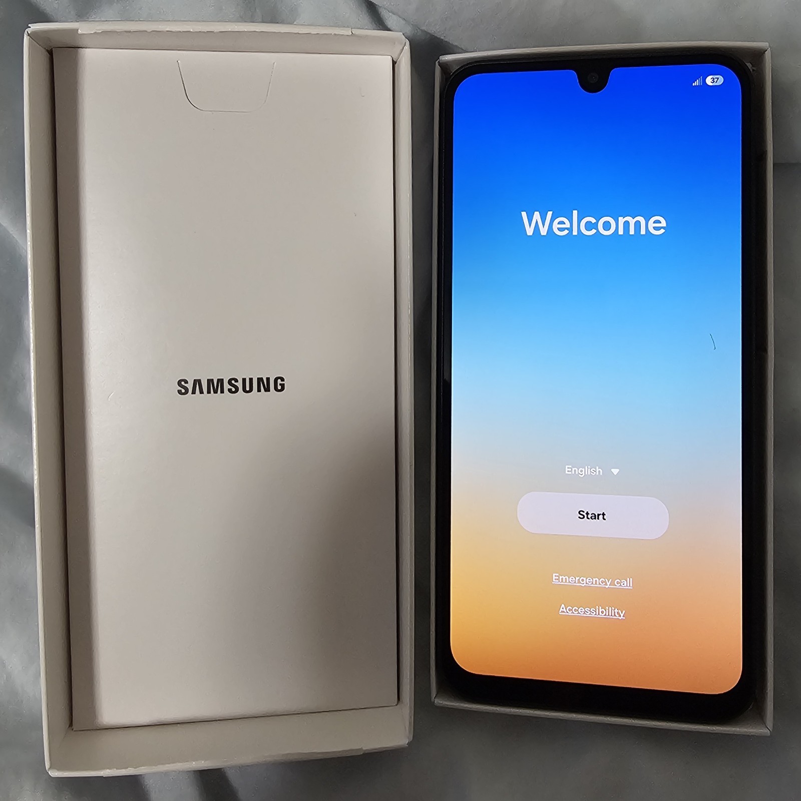 Samsung Galaxy A26 5G Smartphone Black, 128GB, Factory Unlocked Bundle