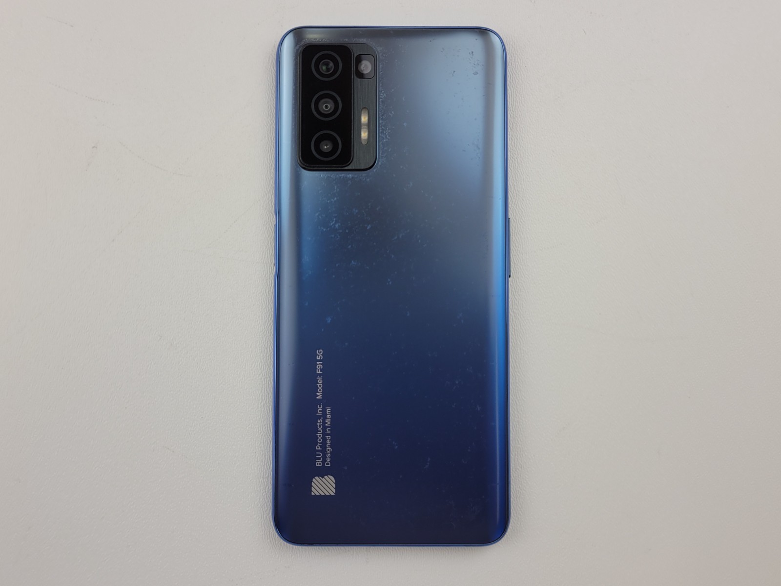 BLU F91 5G (F0030UU) 128GB – Blue (GSM Unlocked) Dual SIM – SMALL ISSUE – H7755