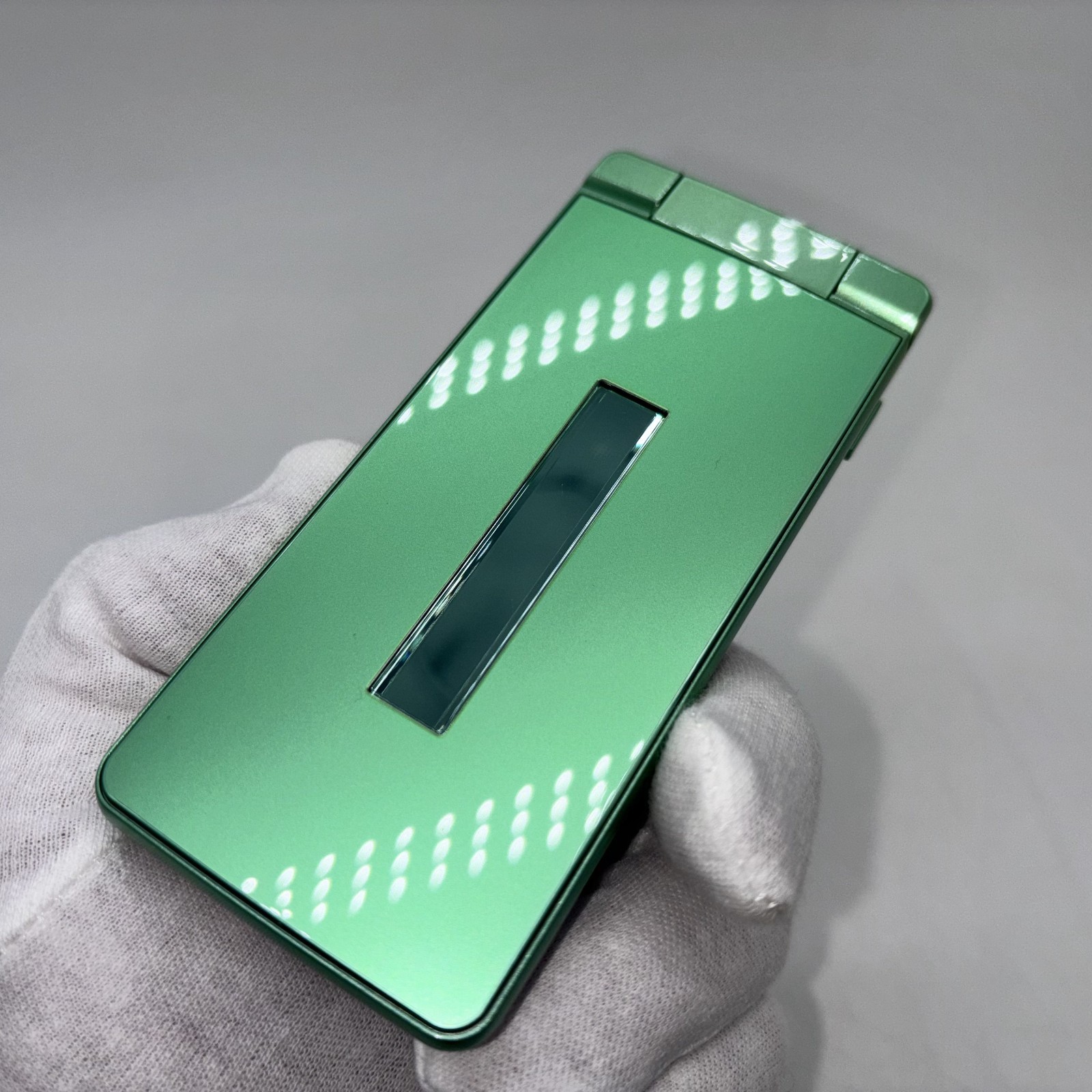 SHARP AQUOS Keitai 3 805SH 806SH Green Android Flip Phone Unlocked New