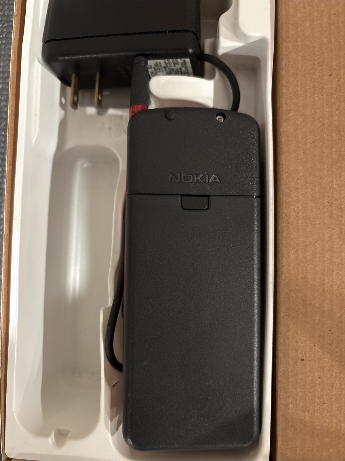 Nokia Cell Phone 2160i Very Rare Red Exc Cond Clean , See Description
