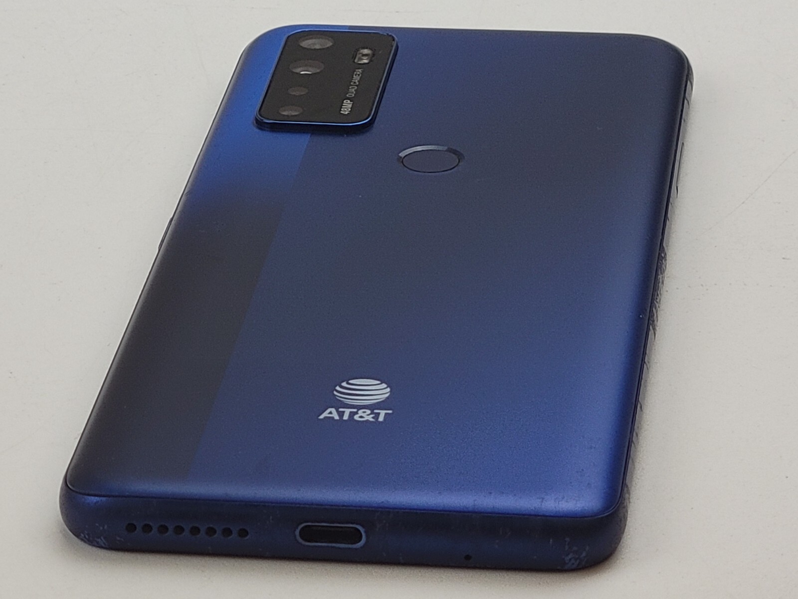 AT&T Radiant Max 5G (EA211001) 64GB (AT&T) – SMALL ISSUE – Clean IMEI – J5190