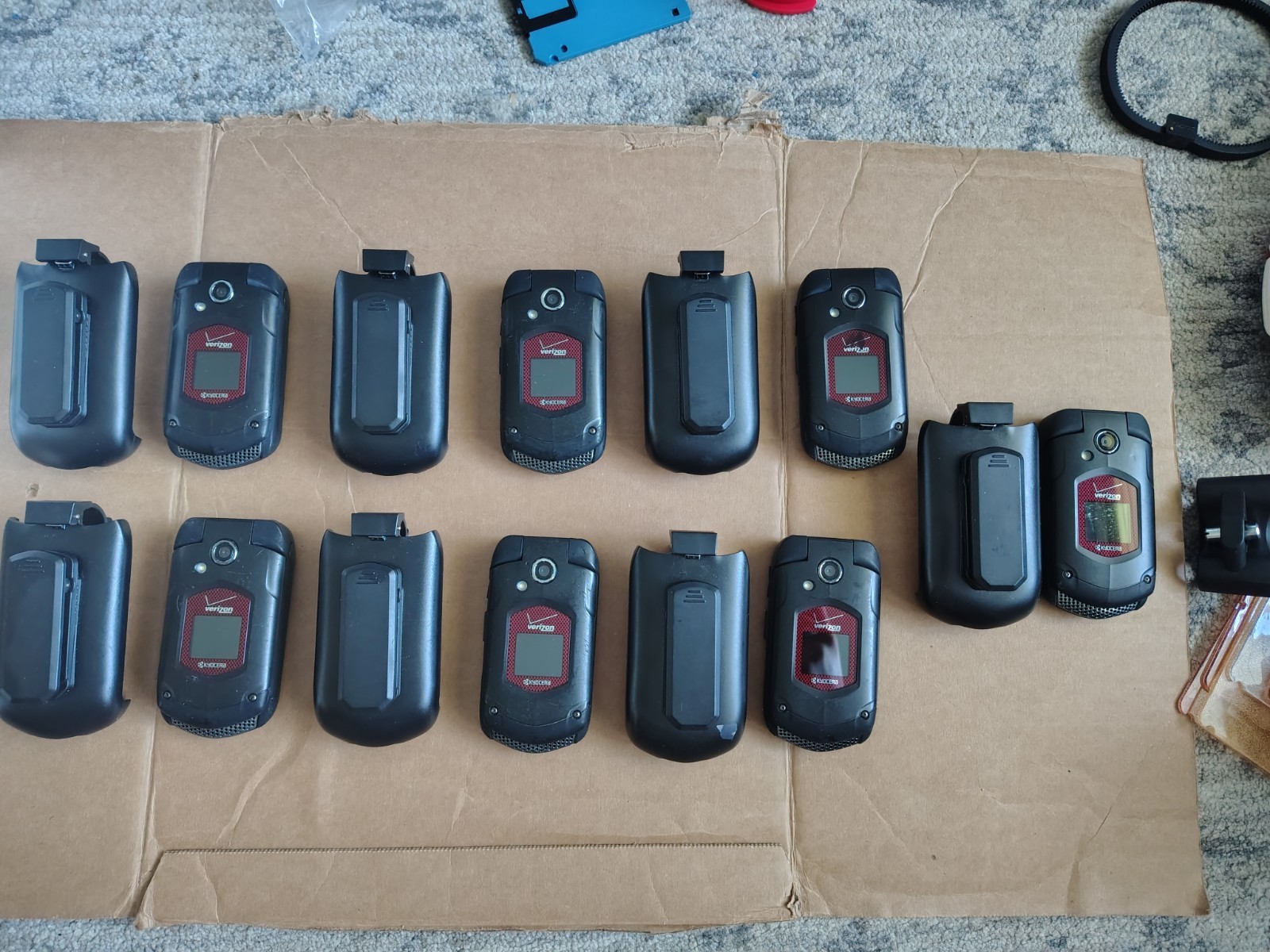 Lot Of 7 KYOCERA DuraXV+ Verizon 3G Rugged Flip Phone (E4520PTT) w/ belt holster