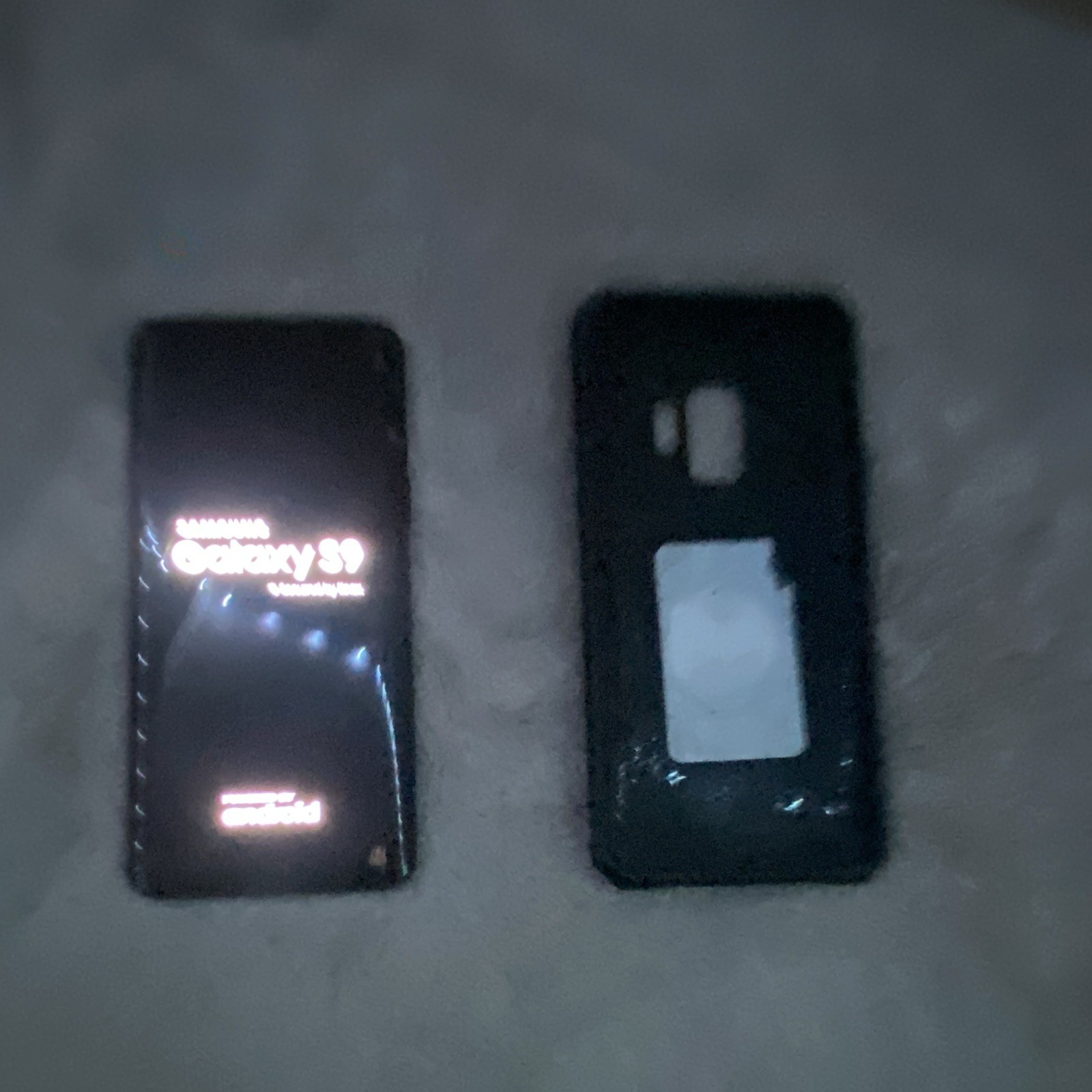 Samsung Galaxy S9 Smartphone Black Bar Style 12.0MP Rear Camera
