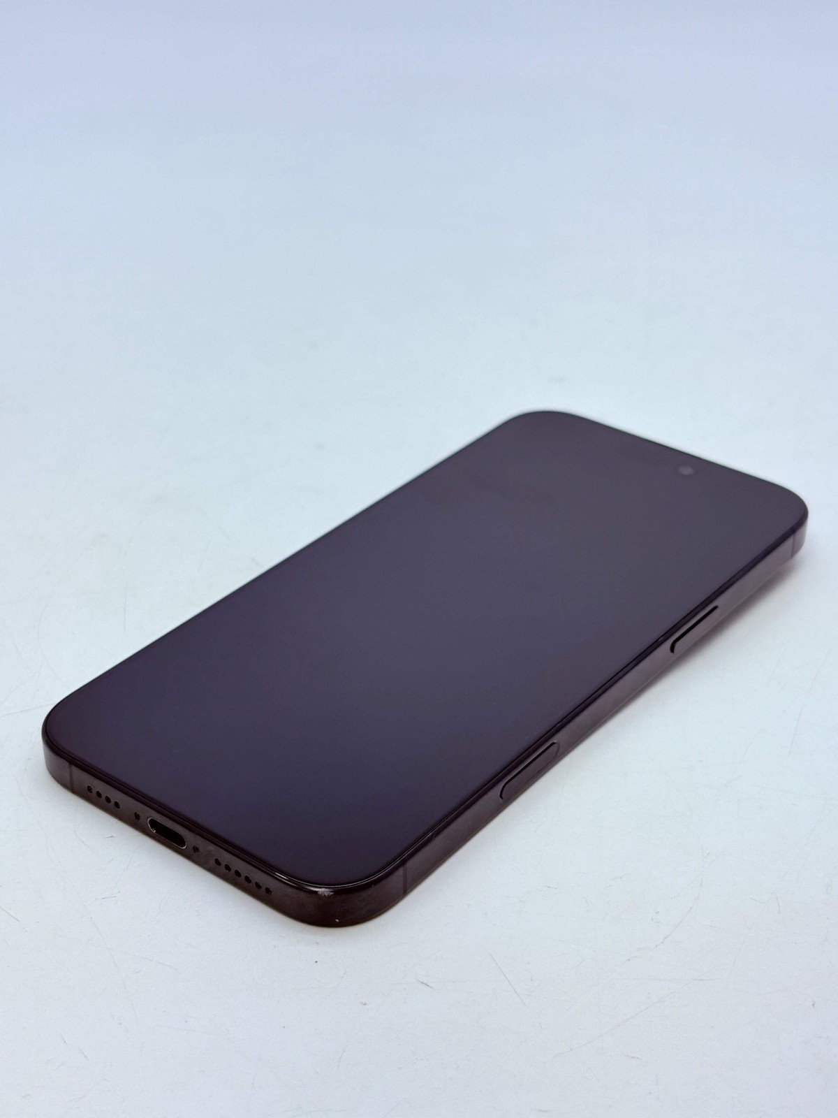 Unlocked Apple iPhone 16 Pro Max 6.9″ A3084 BH90% 256GB Black Titanium