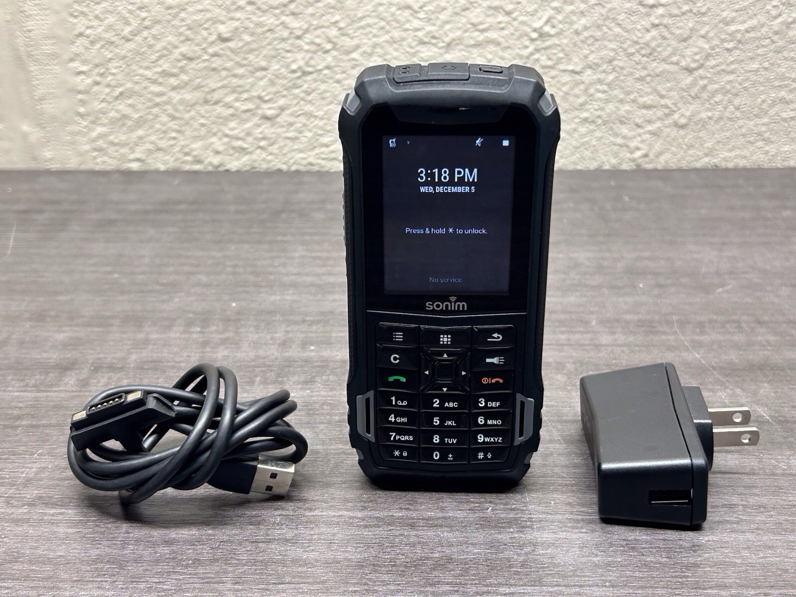Sonim XP5 XP5700-Black Verizon Rugged PTT Cell Phone Power Tested/ Unlock #D738