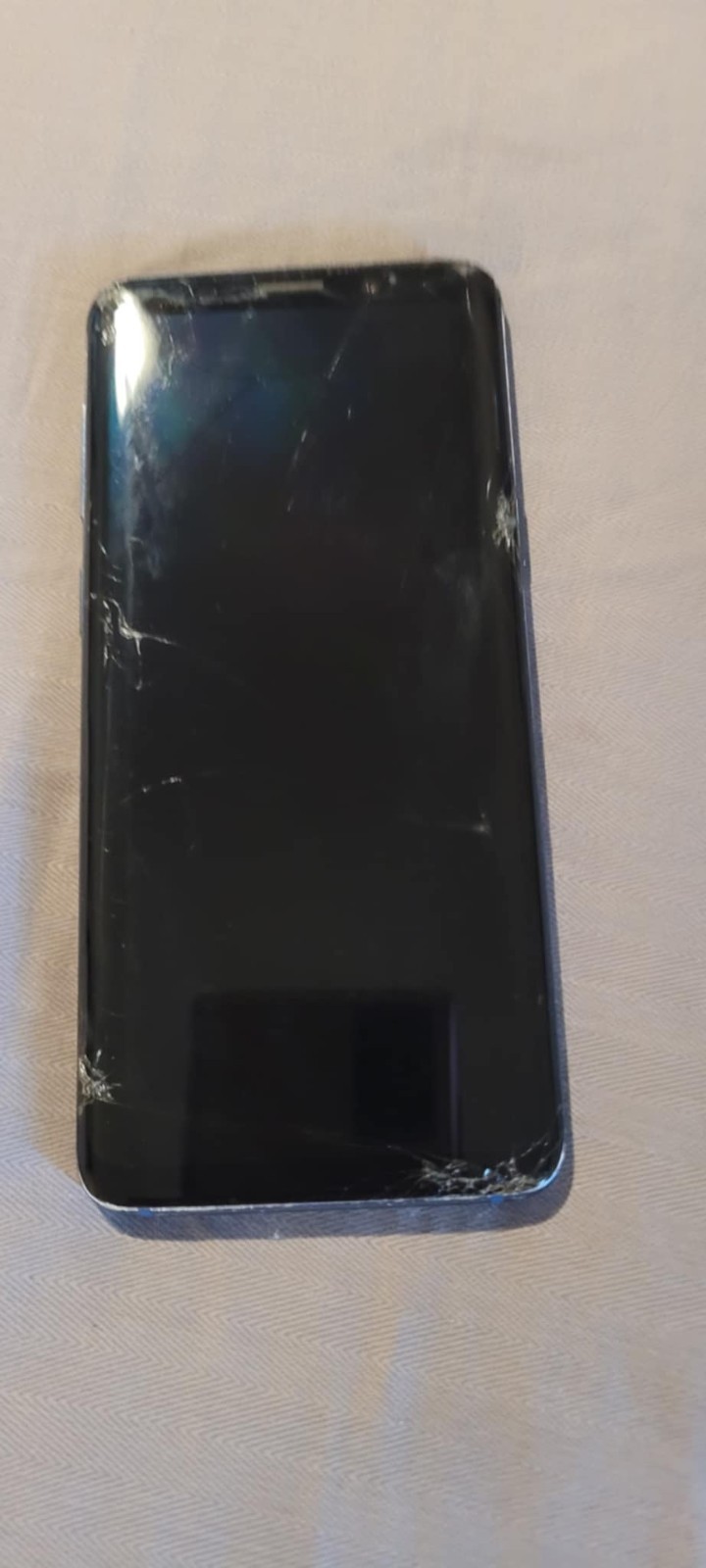 Lot Of Used Cell Phones For Parts