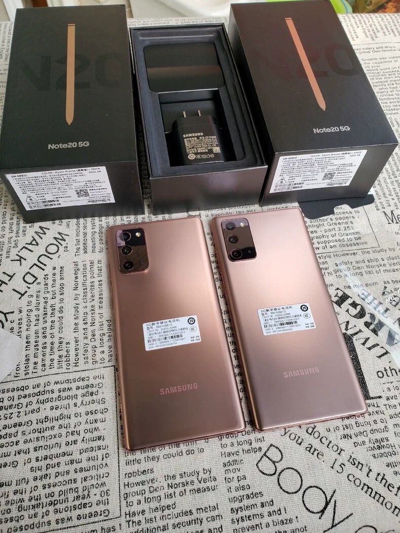Samsung Galaxy Note20 5G SM-N981U1 unlocked 128GB 6.7in 64MP Android