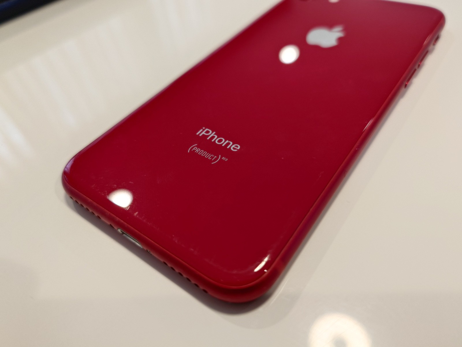 Apple iPhone 8 MRRL2LL/A 256GB Product Red – Network Unlocked – Battery 94% Used
