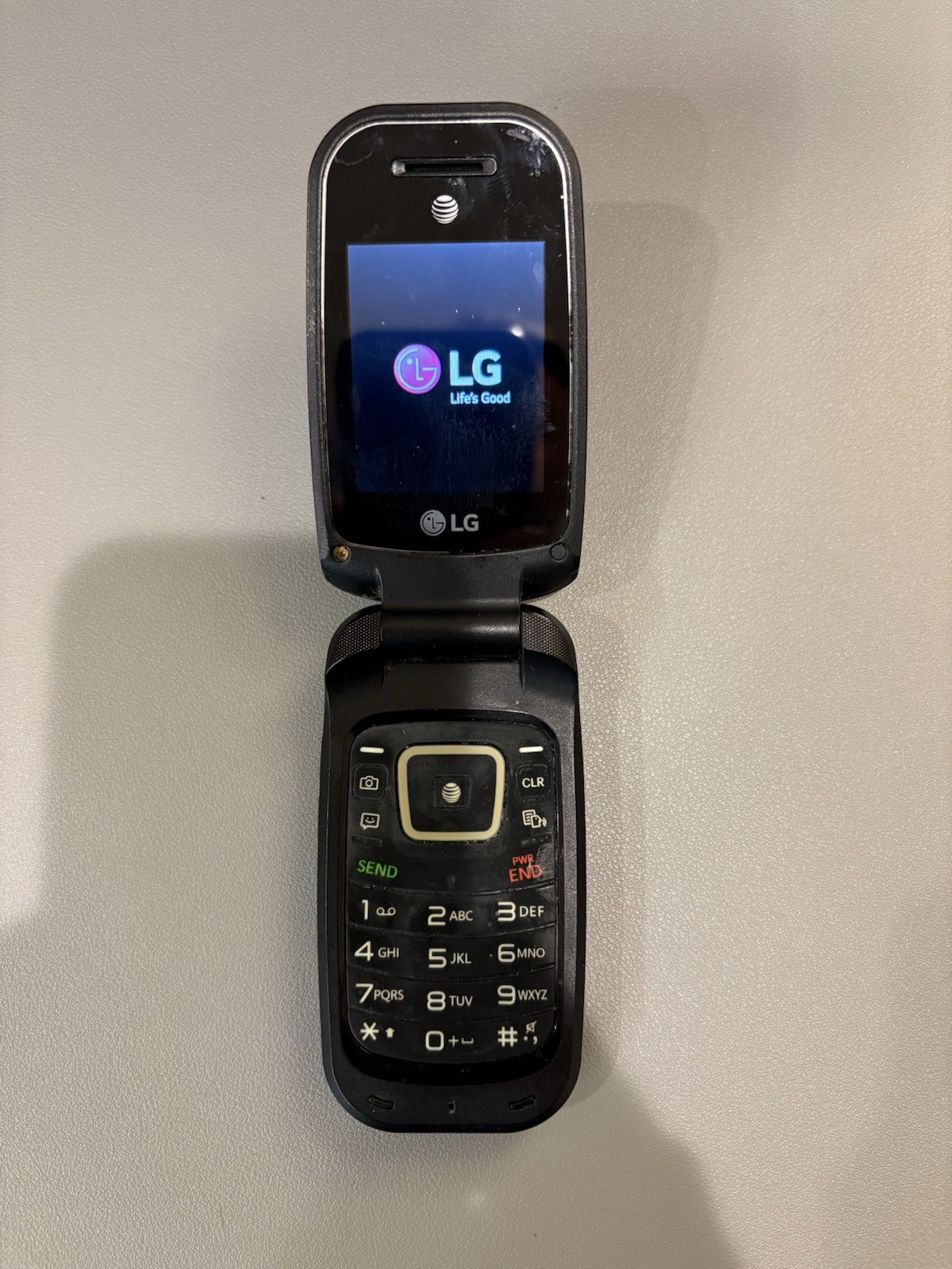 LG B470 Black Flip Phone