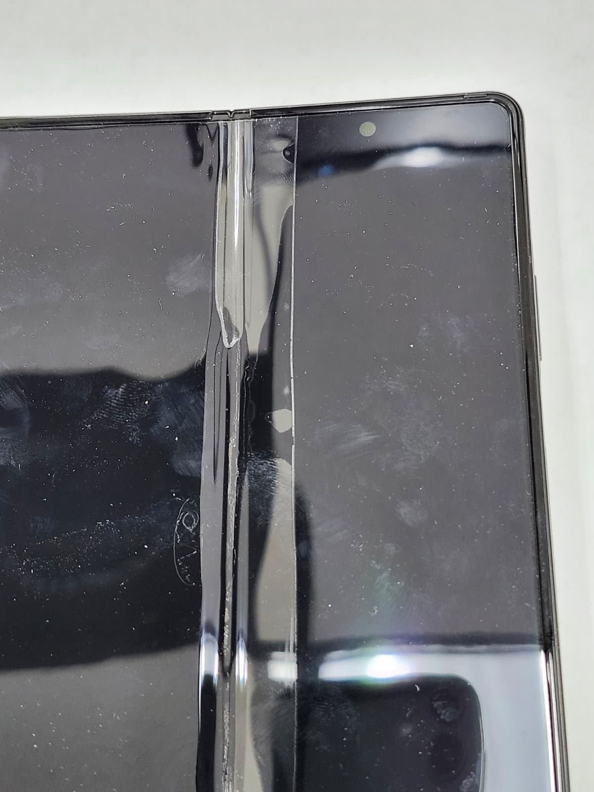 DEFECTIVE – Galaxy Z Fold3 5G – 256 GB – Black – T-Mobile – 11709