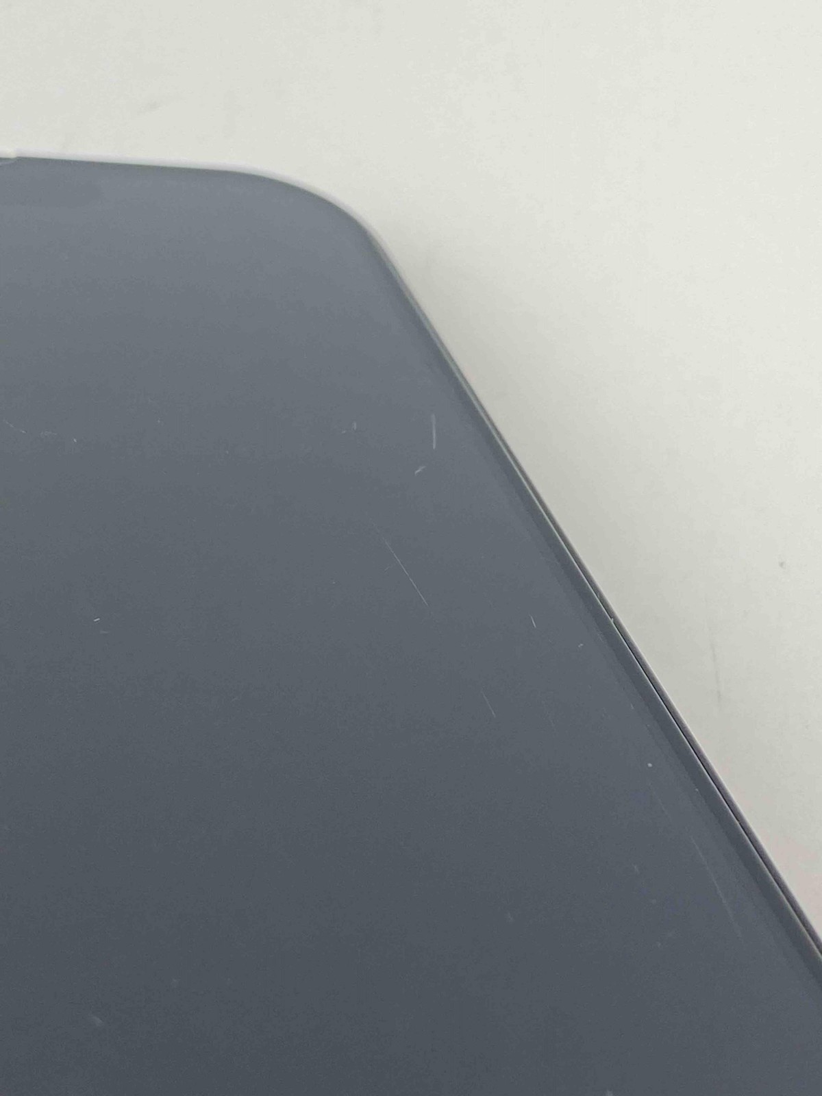 Apple iPhone 16e A3212 256GB Black iOS 18.7.7 97% battery health FactoryUnlocked