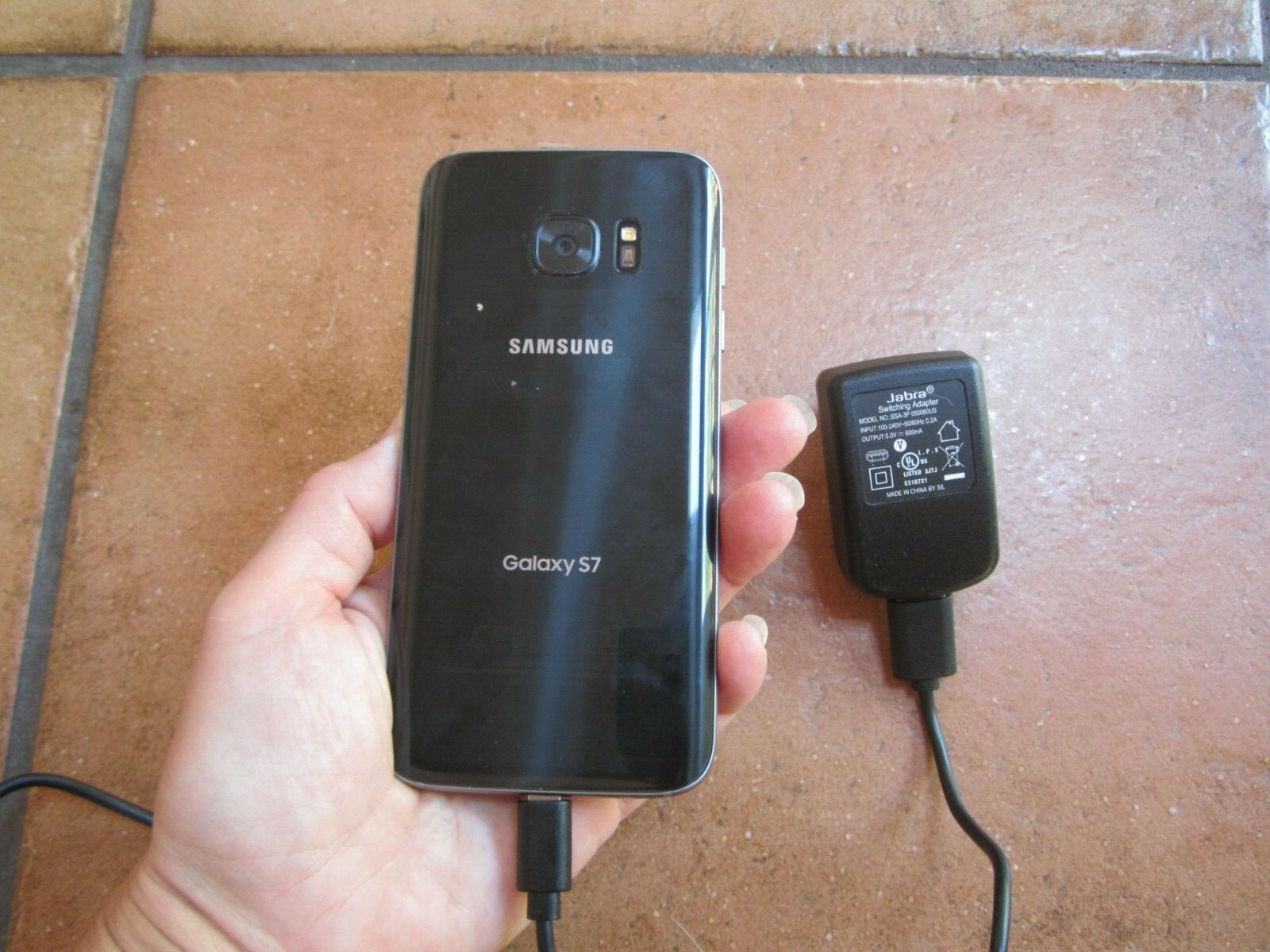 T-Mobile Samsung Galaxy S7 SM-G930T 32GB BLACK Cell Phone w/PwrCord – WORKS!