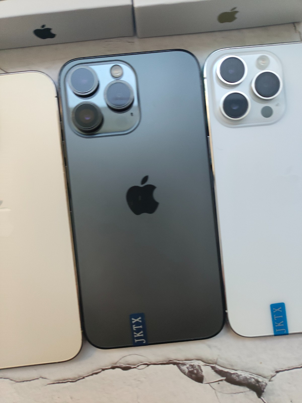 Apple iPhone 14 Pro Max 128/256/512GB 1TB Unlocked Resealed With Accessories