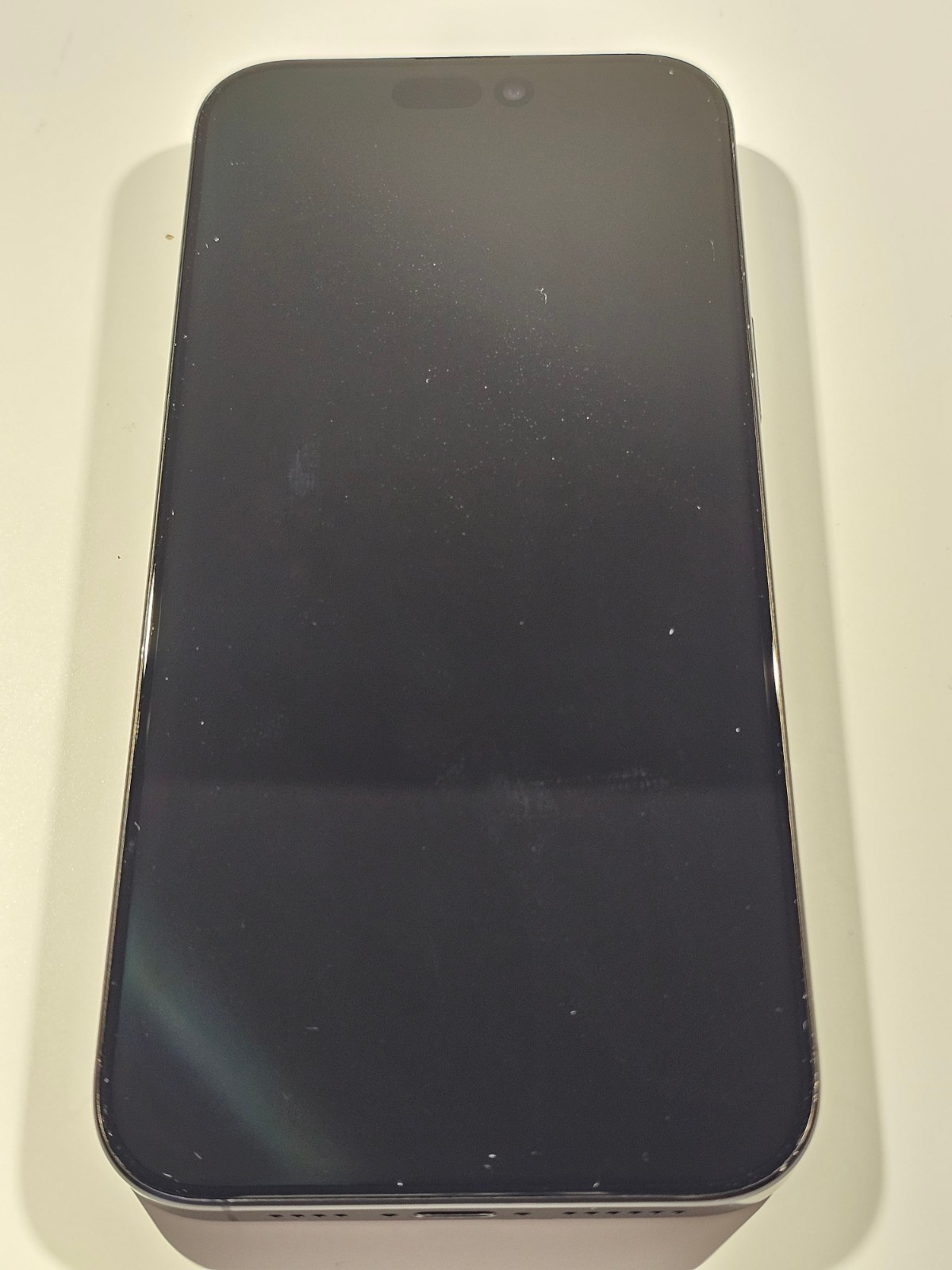 Apple iPhone 16 Pro Max 256GB A3084 Black Titanium Unlocked 94% Battery 5517
