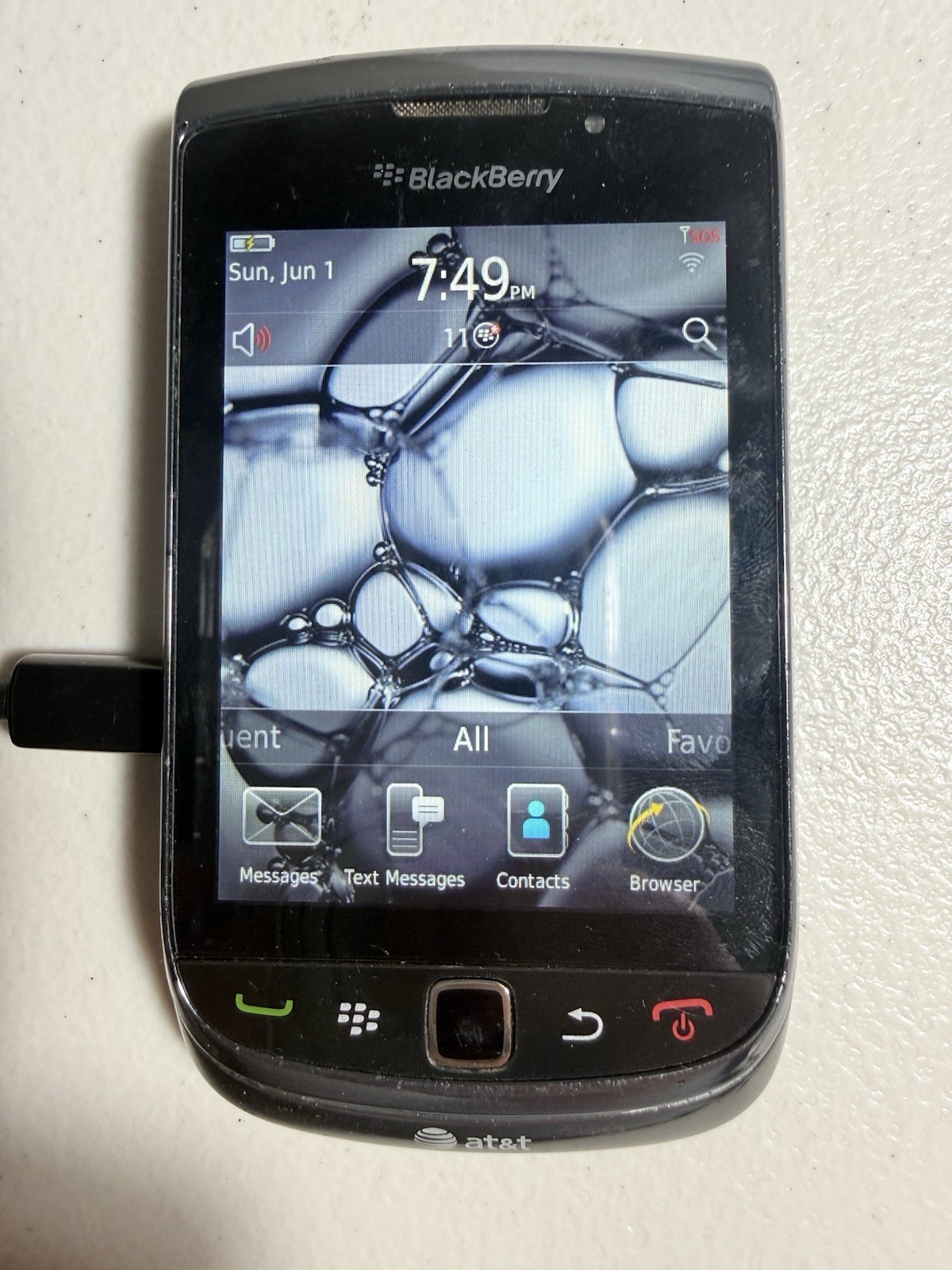 BlackBerry 9800 Torch AT&T Slider Smartphone 3G – Powers On SIM Card No SD Card