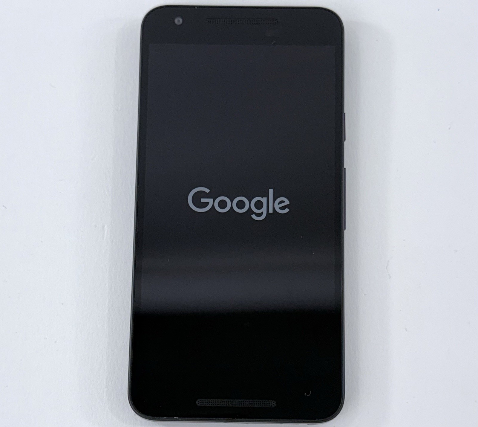 LG Nexus 5X LTE Smart Phone 32GB Unlocked – Android 8.1 Oreo, Factory Reset