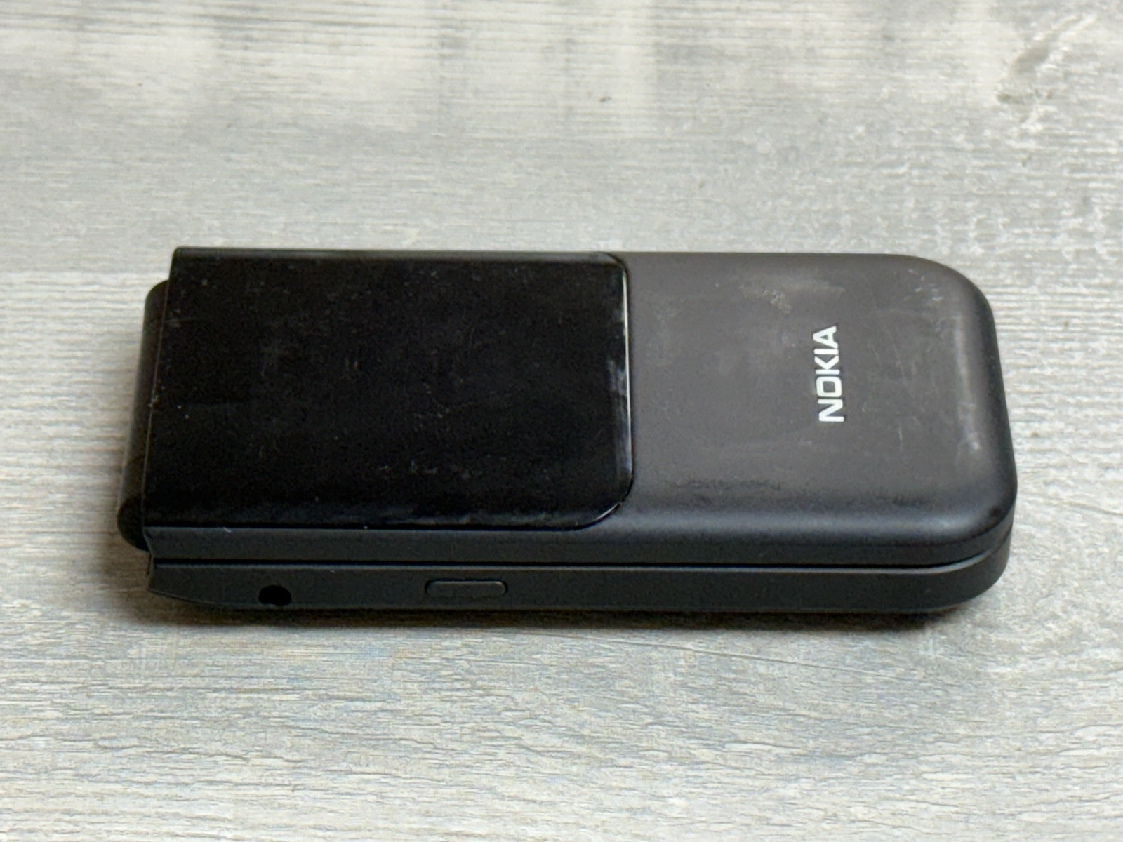 Nokia 2720 V Flip TA-1295 Verizon 4G LTE 4GB Smartphone