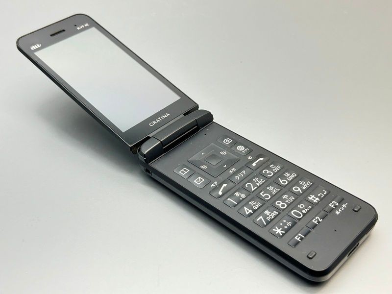 KYF42 GRATINA usage restriction SIM free Black au KDDI Kyocera 931596 flip phon