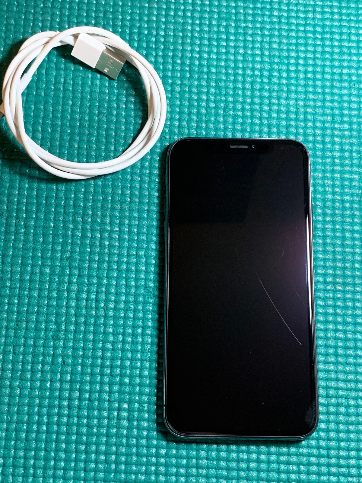 Apple iPhone X – 64GB – Black (Unlocked) A1901 (GSM)