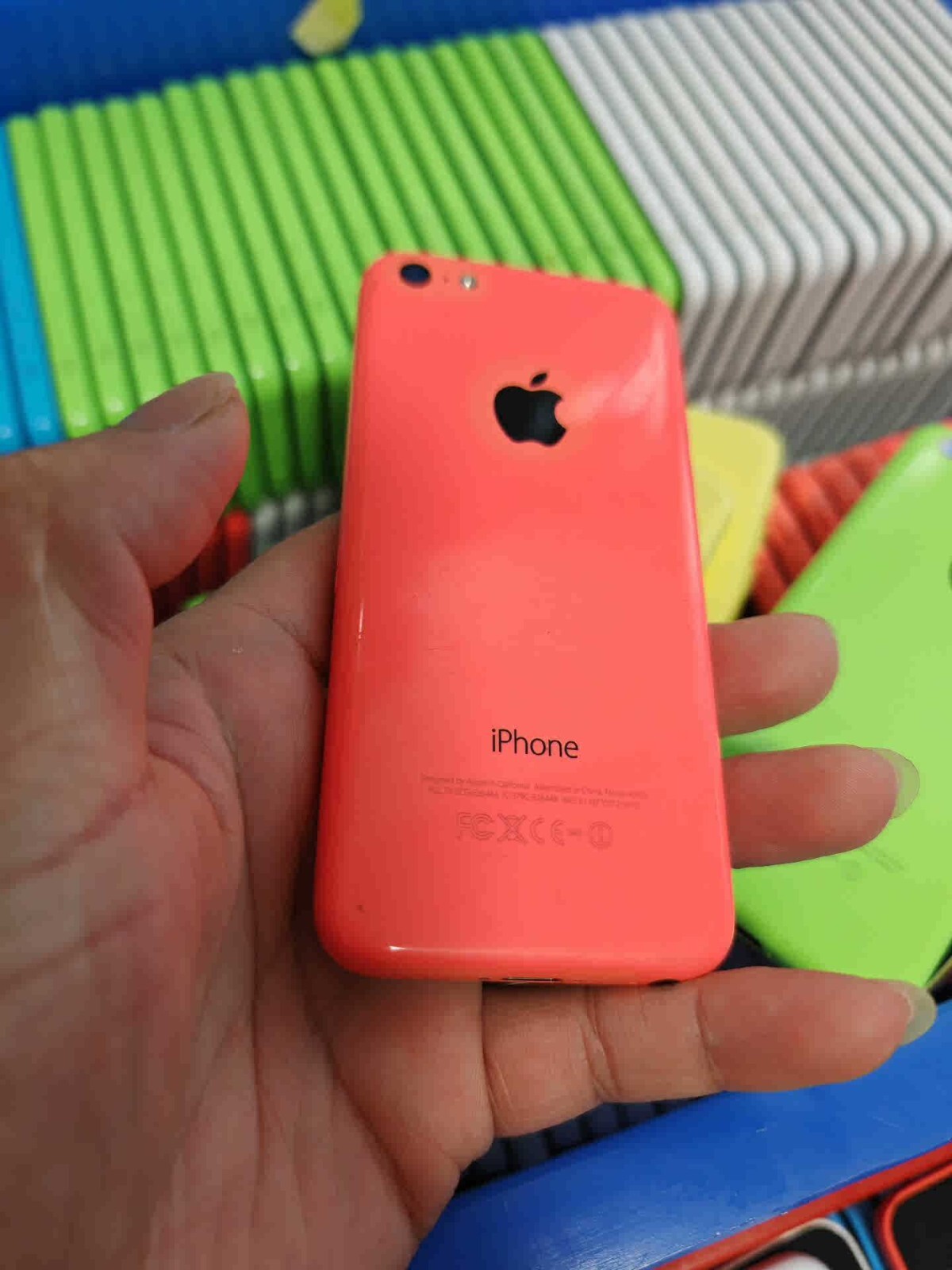 Original Unlocked Apple iPhone 5C 8/16/32GB 5colors usedphone work well
