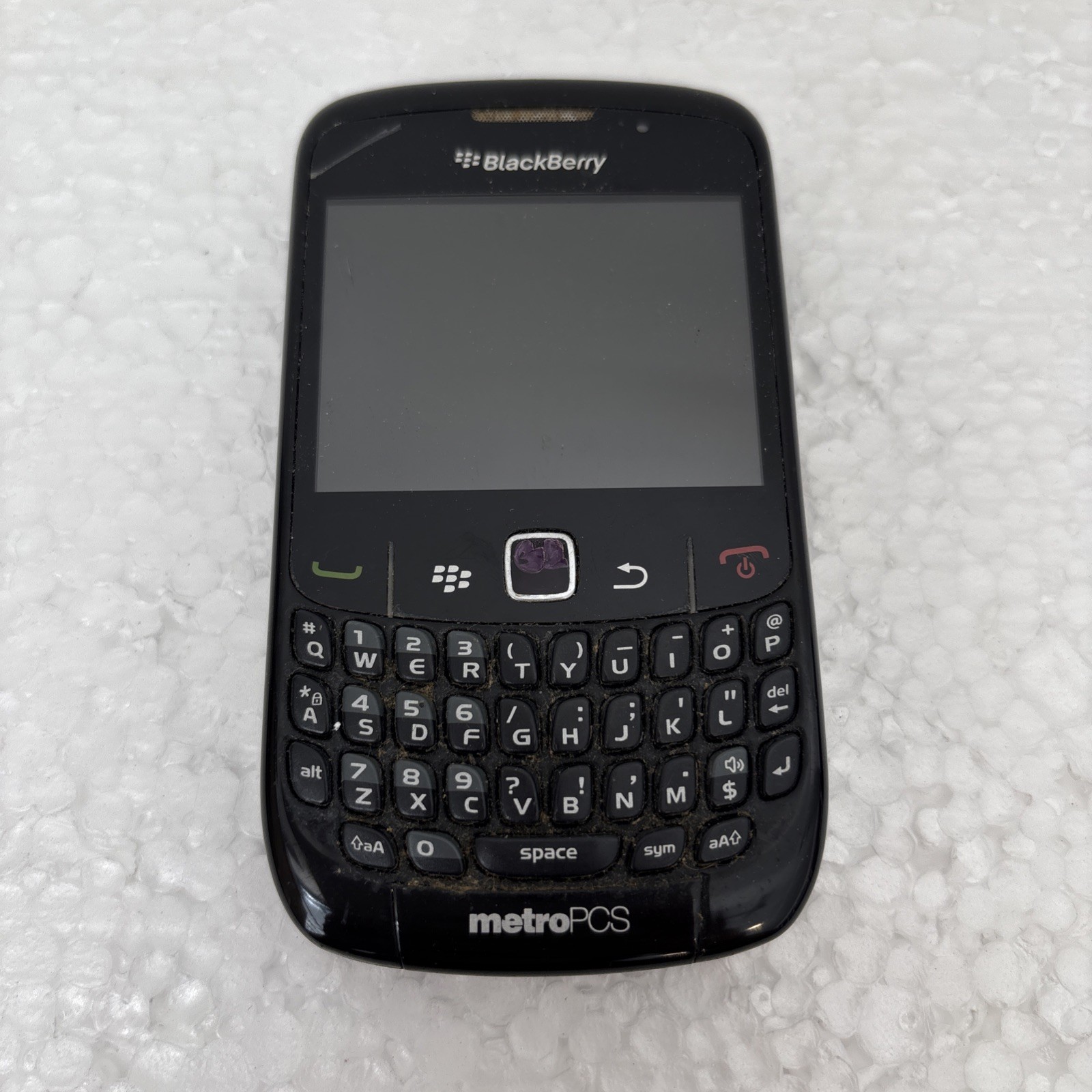 Blackberry Curve 8530 Cellphone – For Parts – Not Charge or Power On