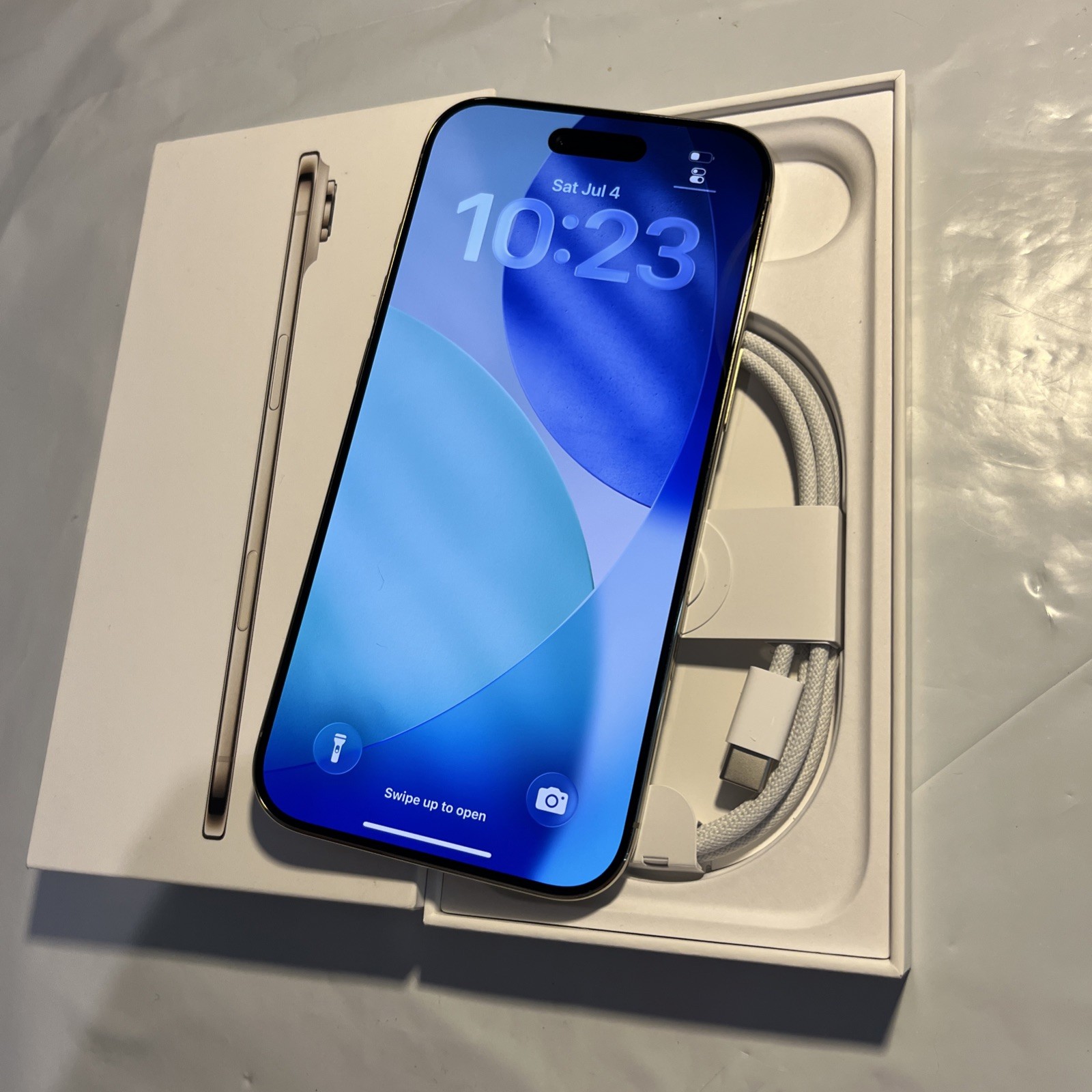 Apple iPhone 17 Air – 256GB (Unlocked) Works Great – In Box (#M65)