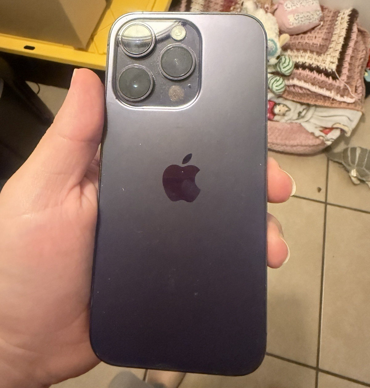 Apple iPhone 14 Pro 128GB Purple Unlocked 6.1″ iOS A16 Bionic 48MP Dual SIM