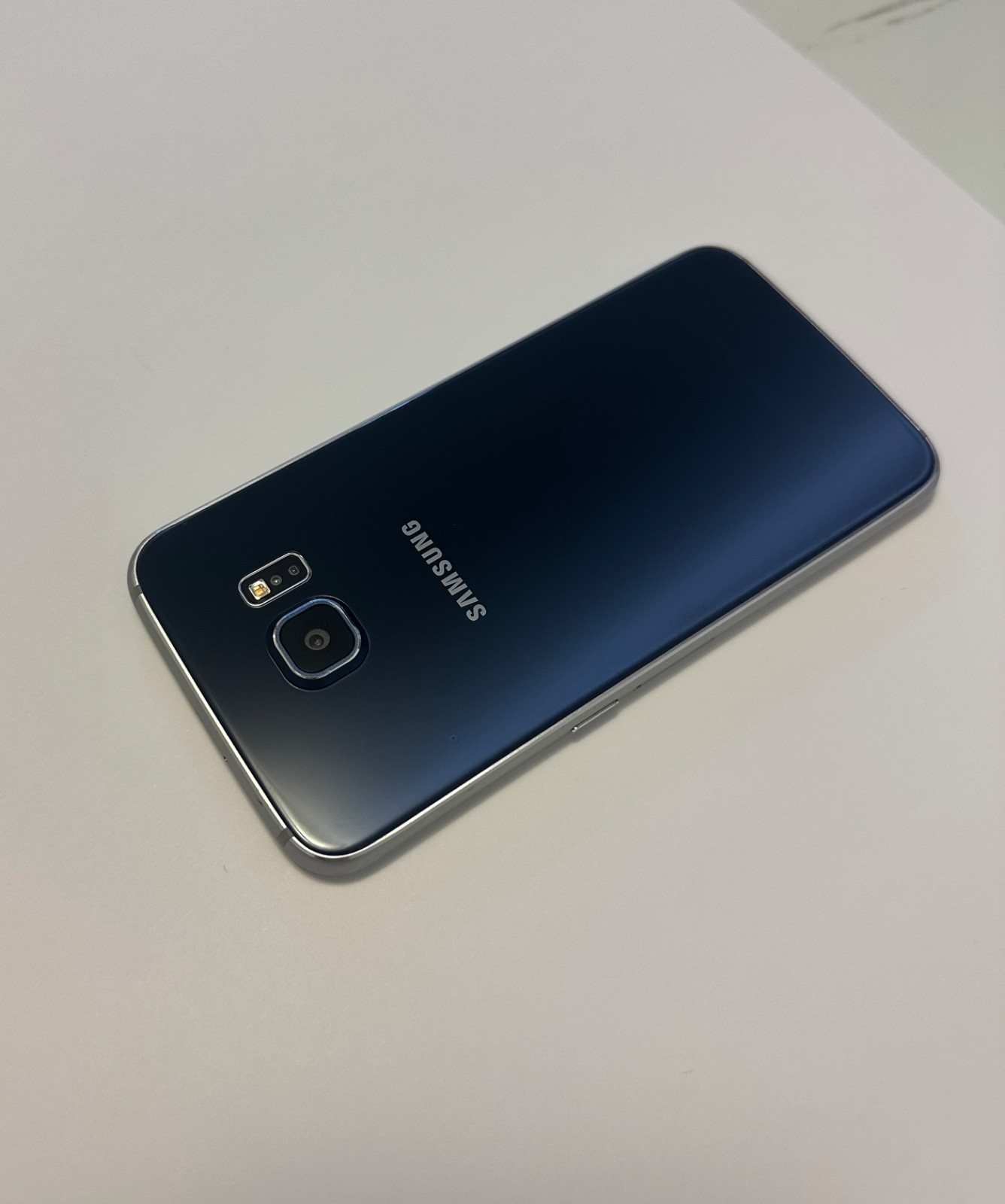 Samsung Galaxy S6 G920 32G Unlocked AT&T T-mobile SmartPhone VERY GOOD dake blue