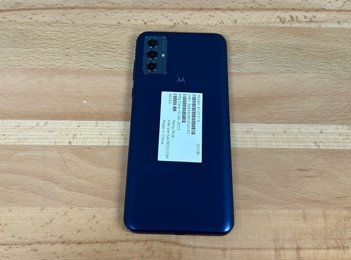 AT&T Motorola moto g play 2023 XT2271-3 32GB 6.5″ (Navy Blue)