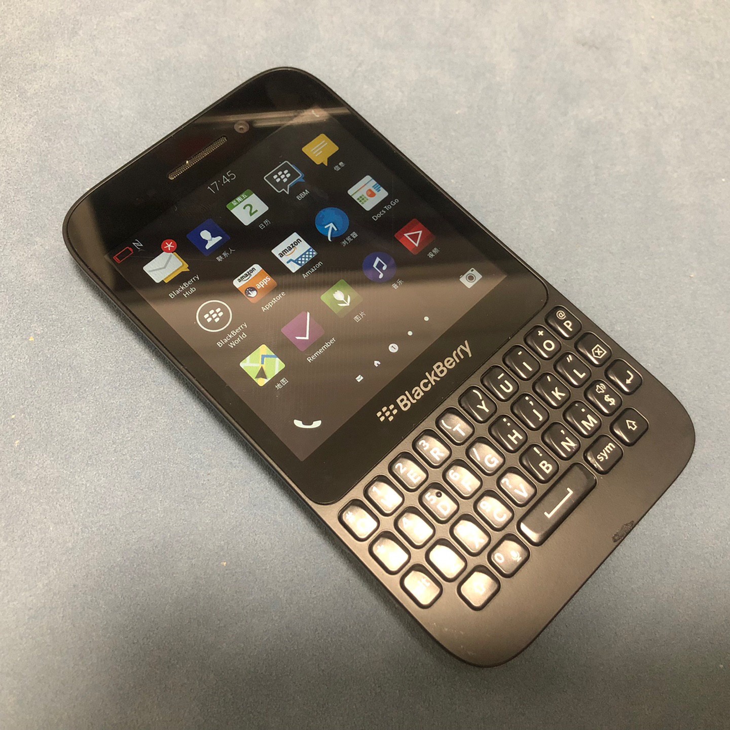 BlackBerry Q5 8GB Unlocked 4G LTE QWERTY Keyboard Classic Phone Excellent
