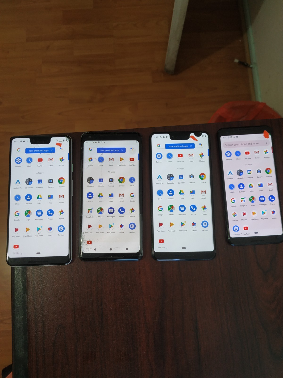 Lot of 4 Google Pixel 3XL(2)and Pixel 2XL(1) and Pixel 3(1pc) 64GB For parts