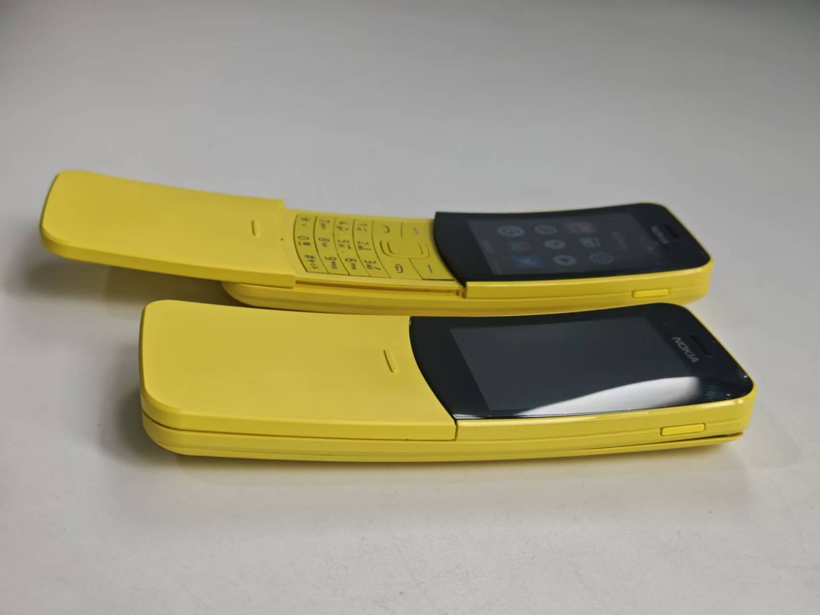 Nokia 8110 4GB Dual Sim WIFI 4G Unlocked cell phone