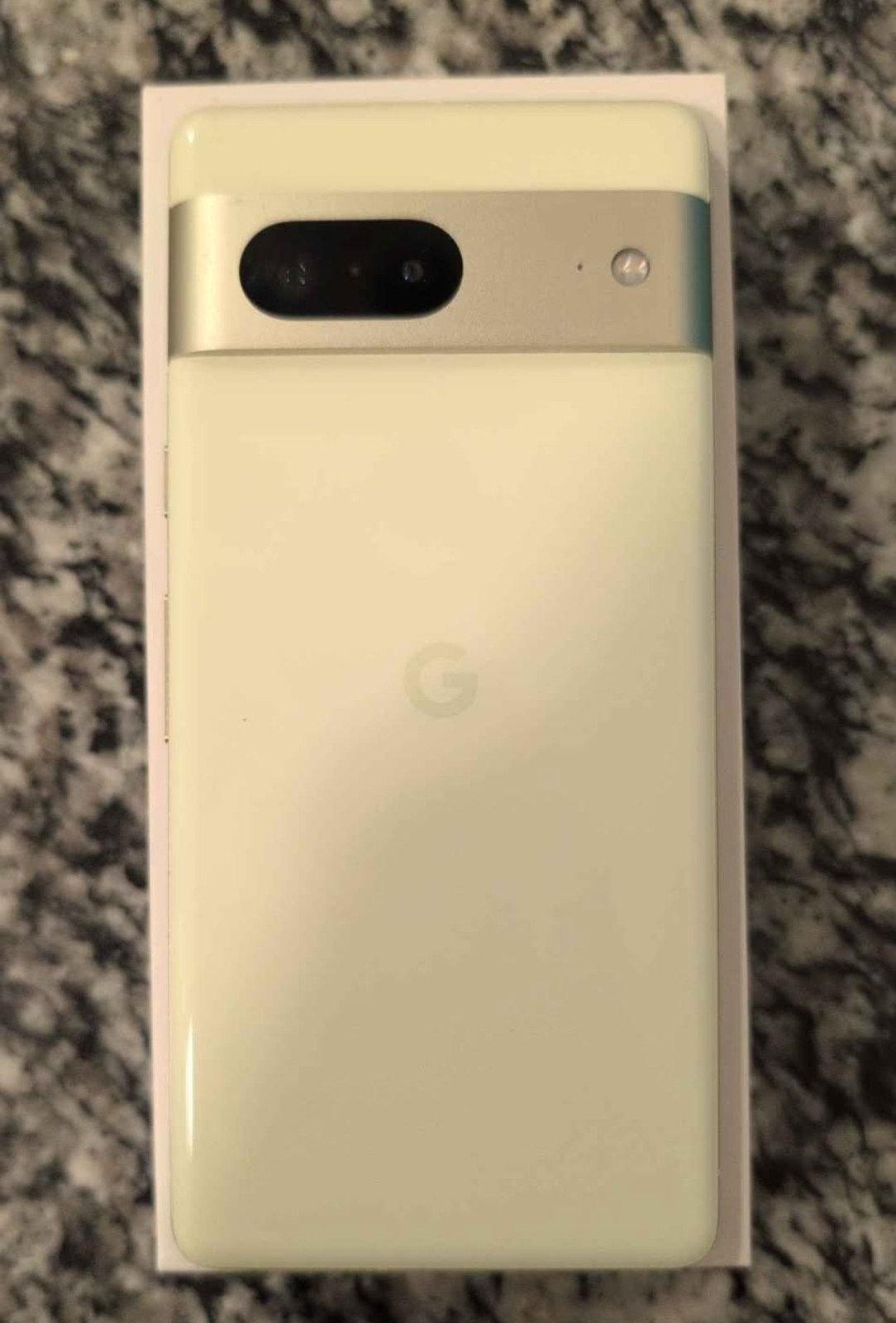 Google Pixel 7 – 128 GB – Lemongrass (Unlocked)
