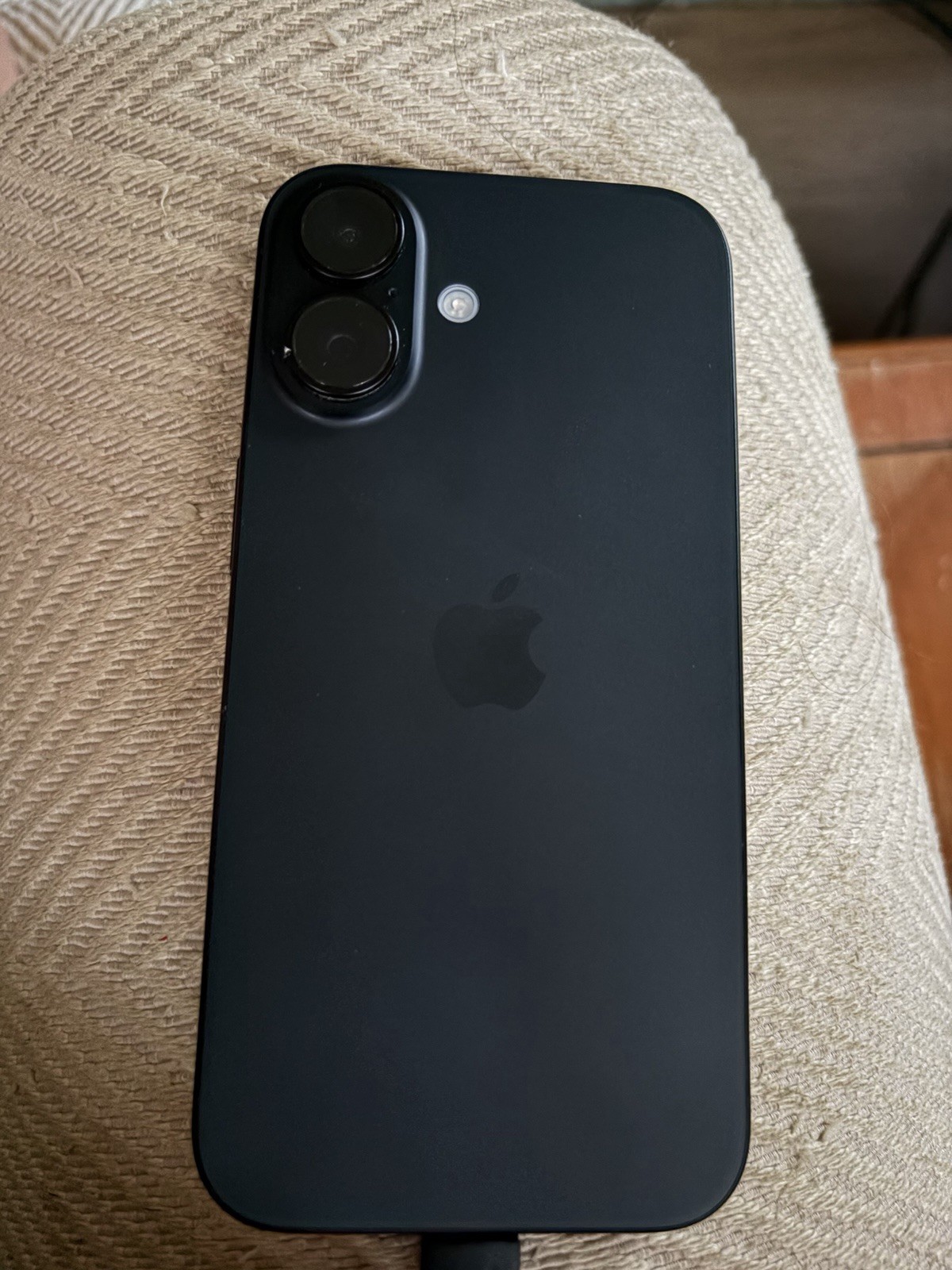 Apple iPhone 16 128GB Black UNLOCKED SIM