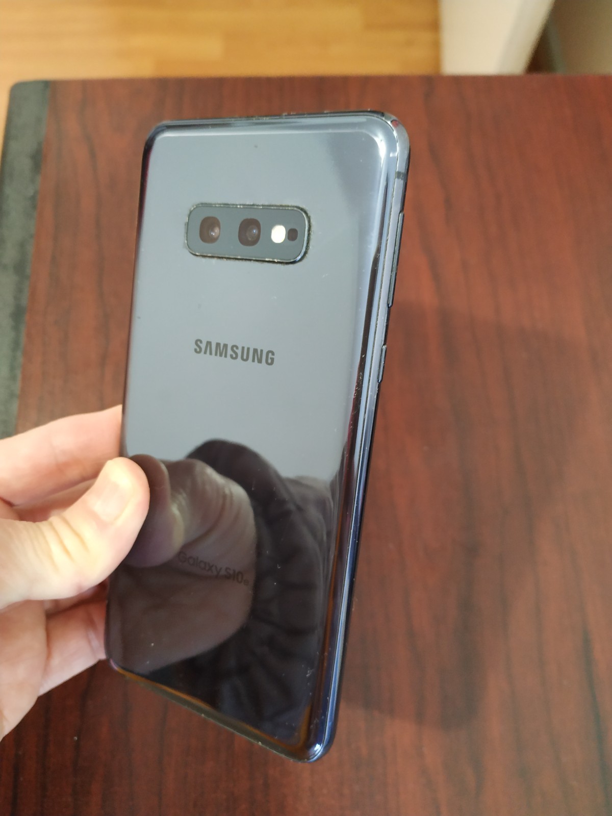 Samsung Galaxy S10e SM-G970U 128GB Verizon For parts