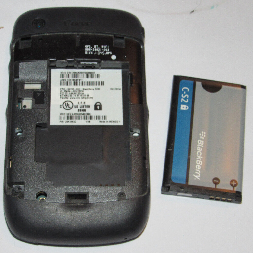 BlackBerry Curve 3G SmartPhone! 9330 – 512 MB – Verizon W/AC ADAPTOR! BLACK!