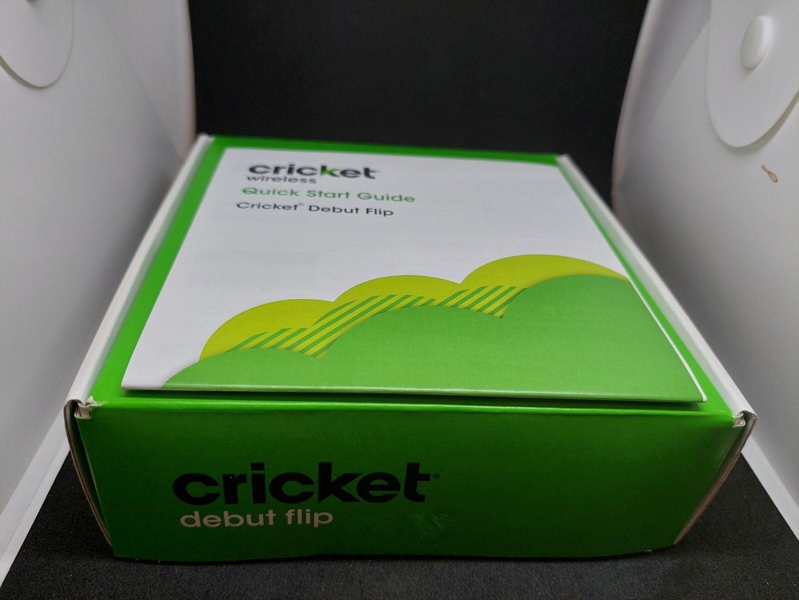 AS-IS Cricket U102AC Prepaid Debut Flip(4GB)-Black/Navy Blue (WILL NOT WORK US)