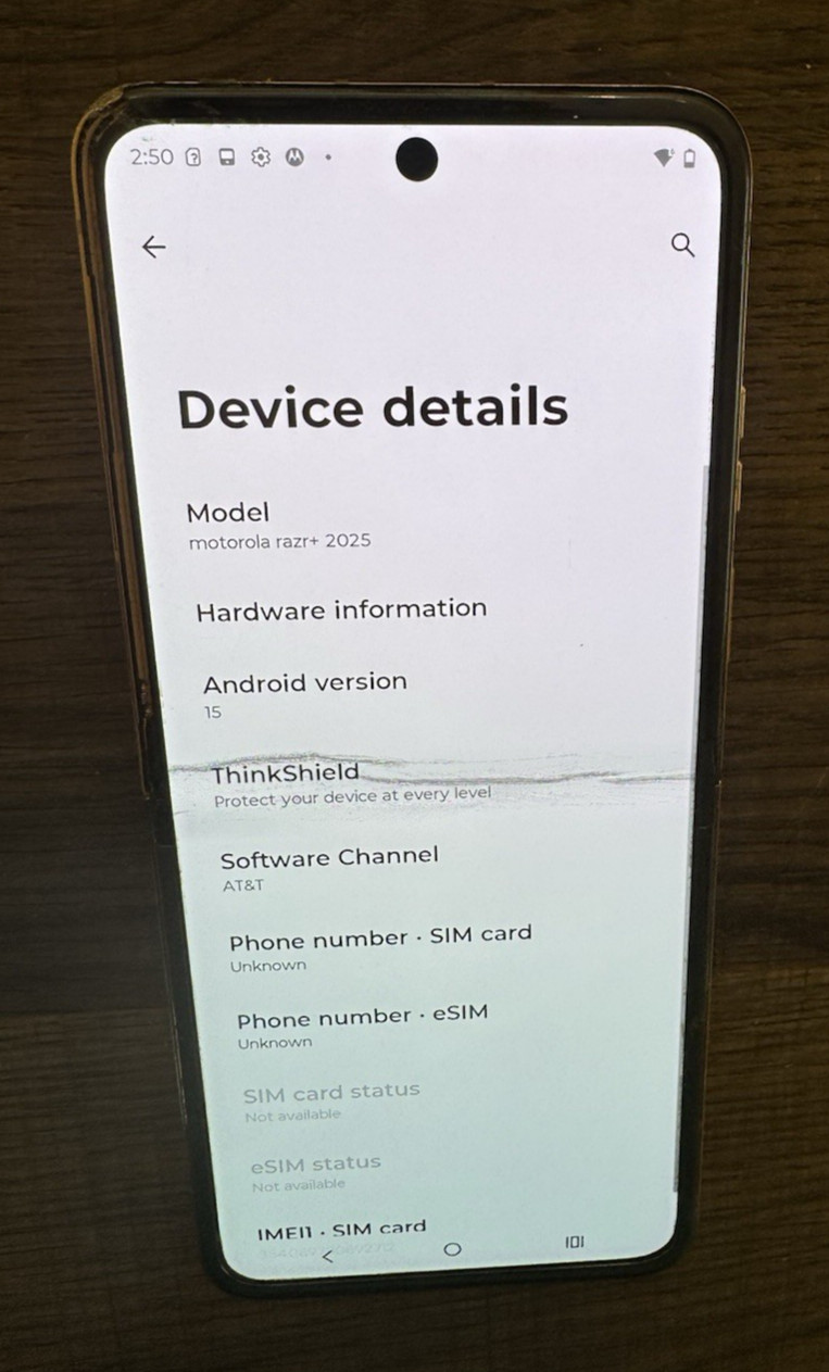 Motorola RAZR Plus 5G (2025) XT2557-3 256GB Gold (AT&T) Unlocked Good