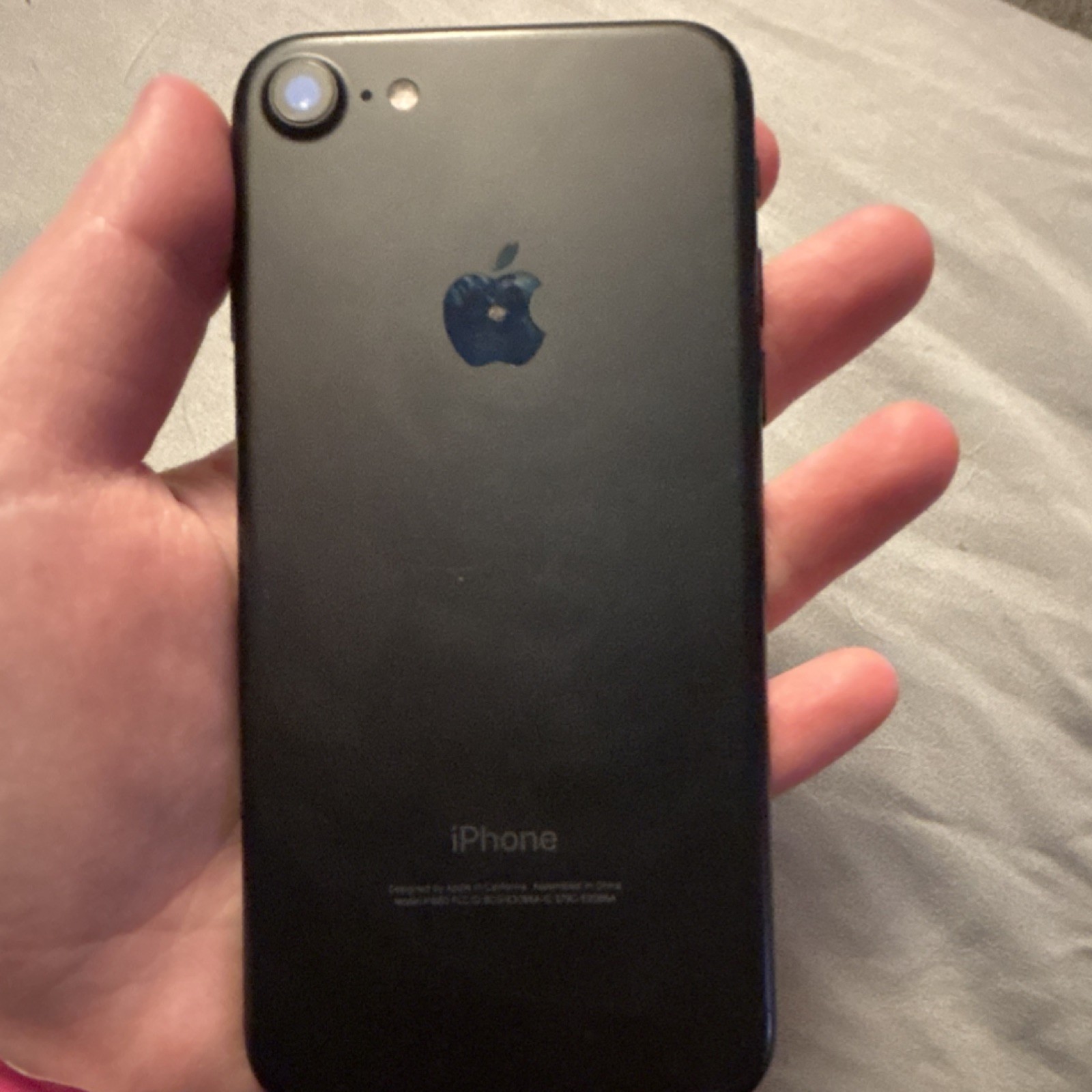 Apple iPhone 7 Black Bar Smartphone 12MP Rear Camera 12.0 MP
