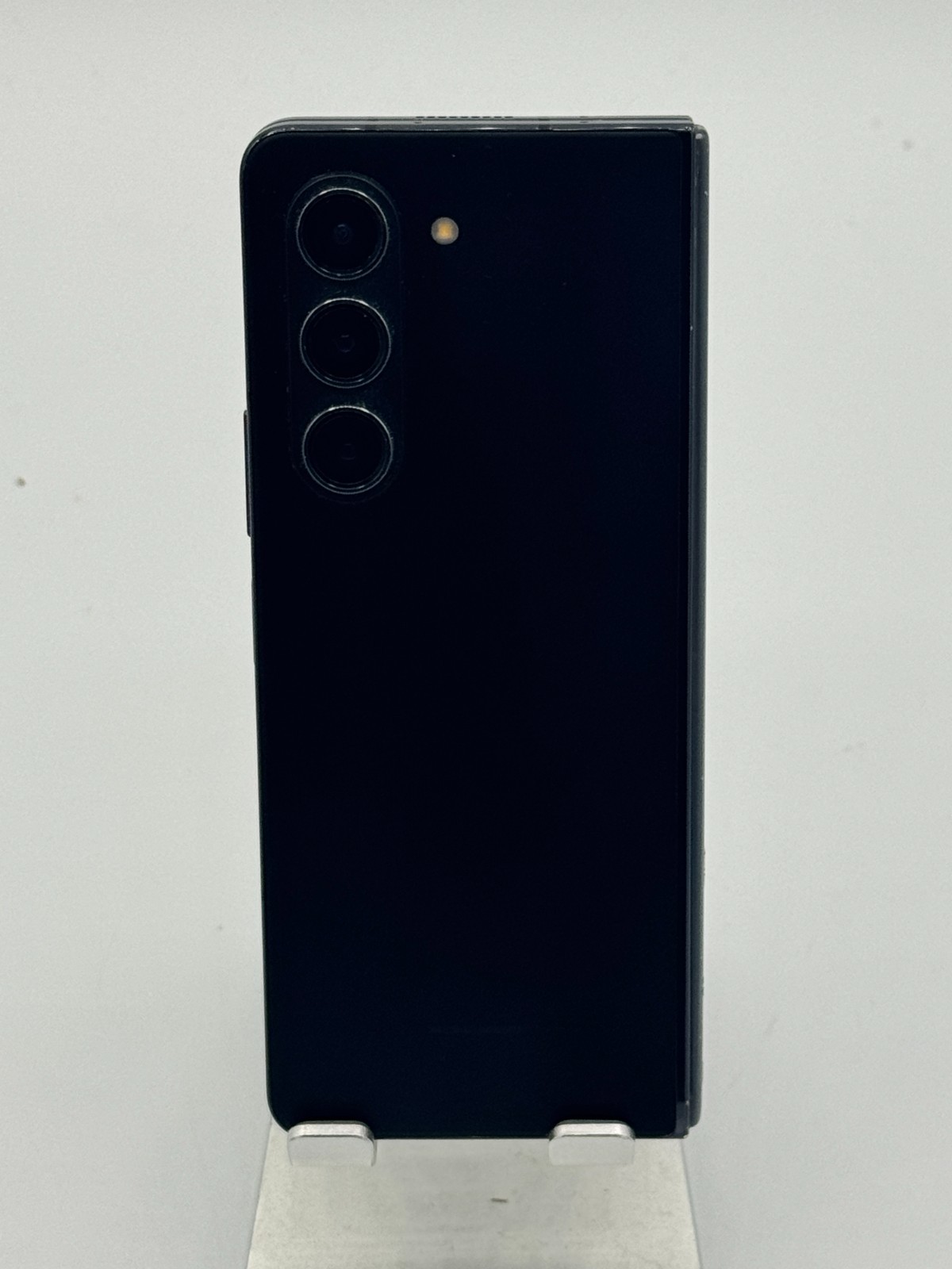 Samsung Galaxy Z Fold5 – 256 GB – Phantom Black (Unlocked)- Screen Issues