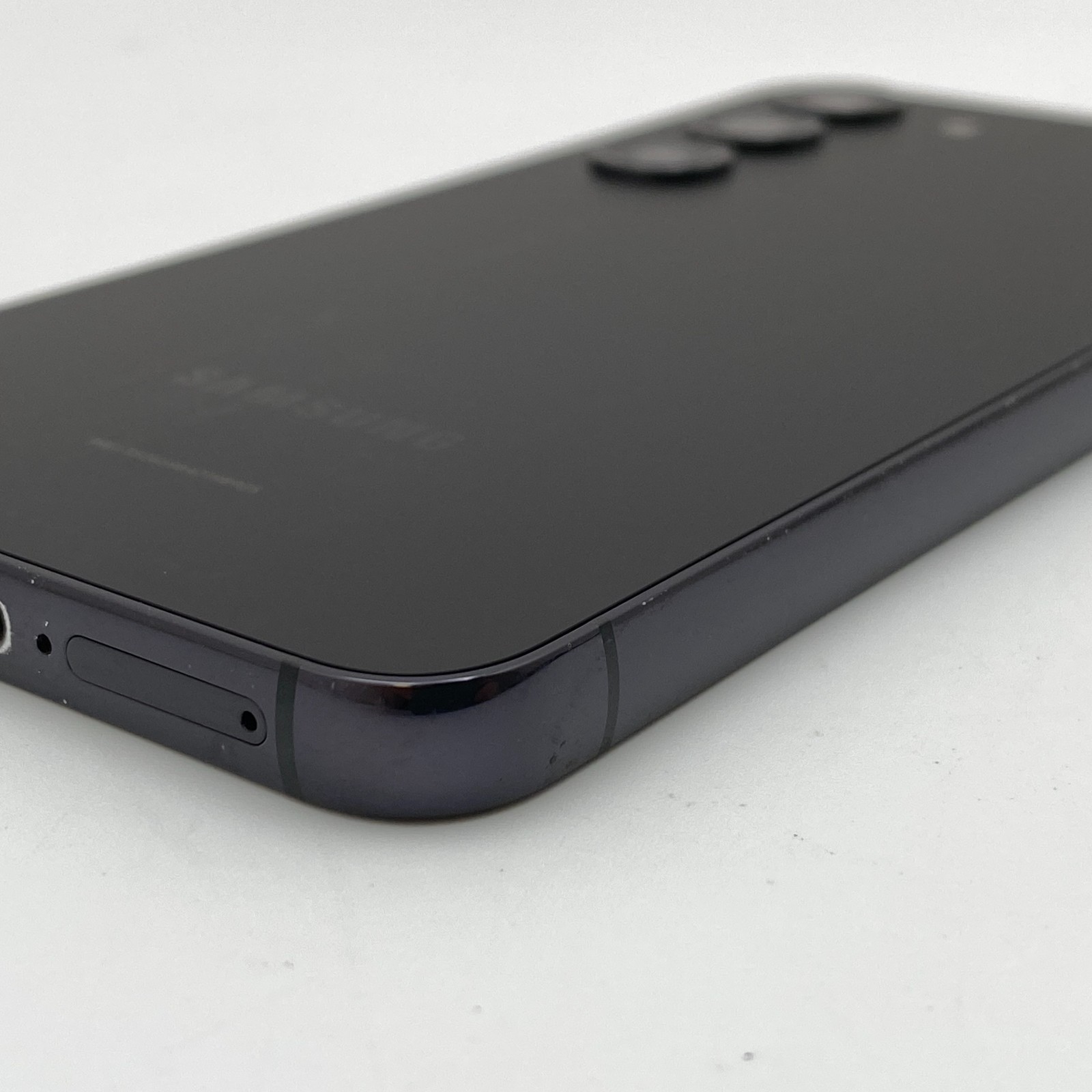 Samsung Galaxy S23 SM-S911U – 128GB – Black (Unlocked) – Fair Condition