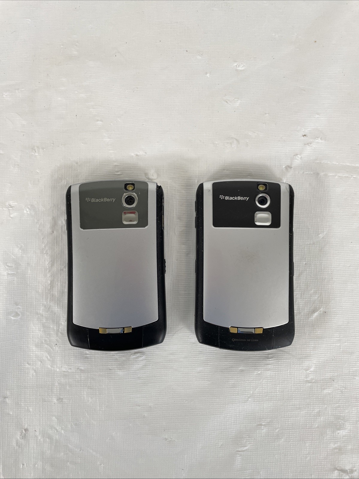Vintage x2 BlackBerry Curve 8330 – Silver and Black ( Verizon ) See Description