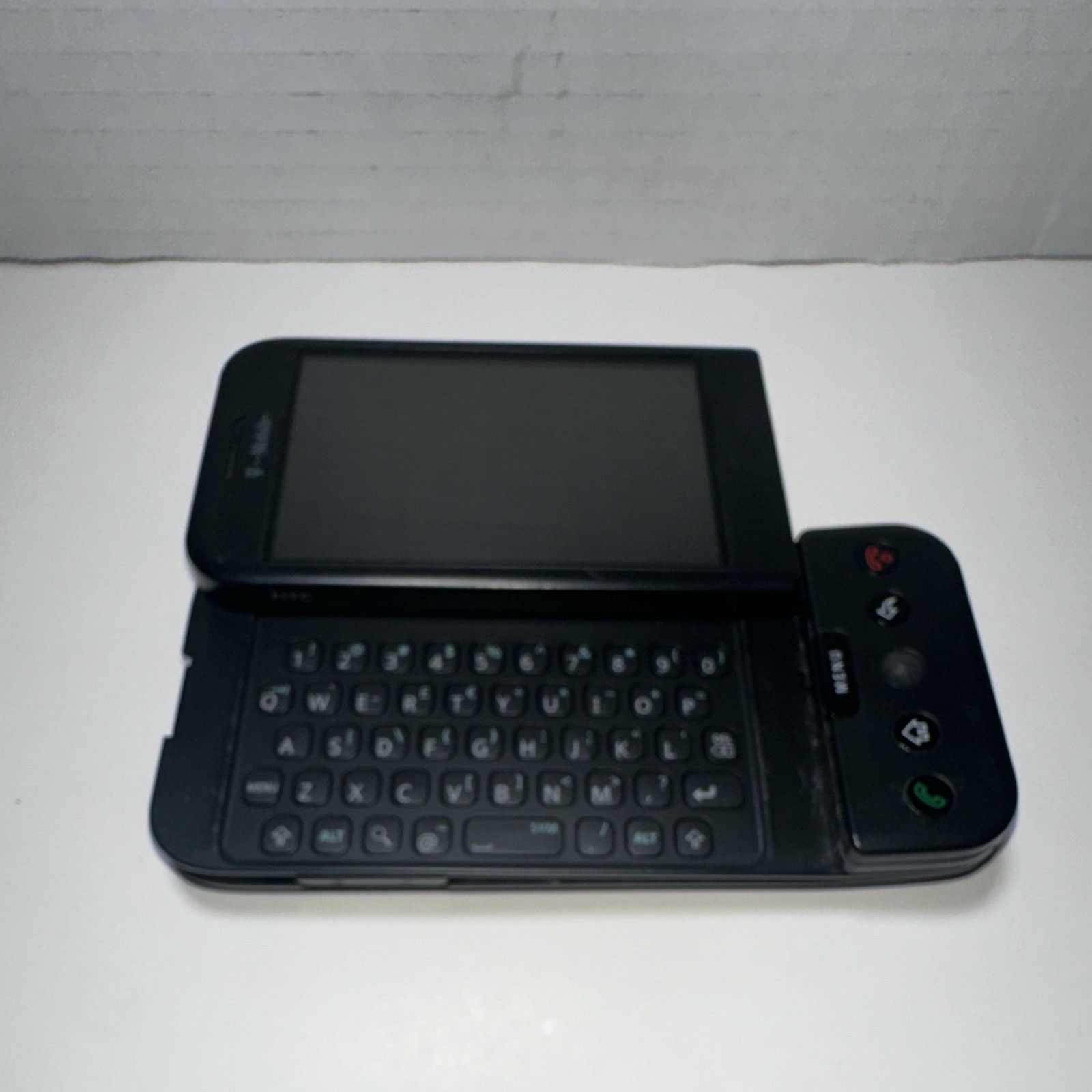 HTC Dream (DREA100) Google G1 T-Mobile Slider Android Smartphone For Parts