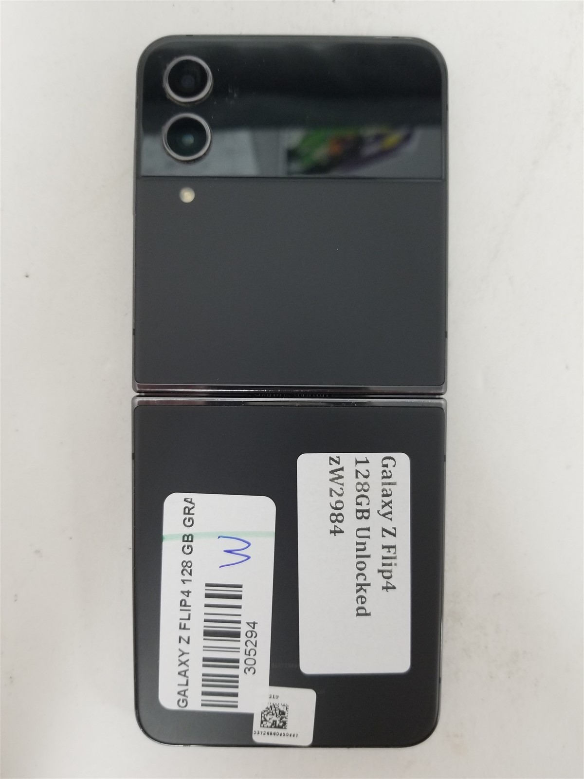 Samsung Galaxy Z Flip4 128GB Black SM-F721U (Unlocked) Discounted zW2984