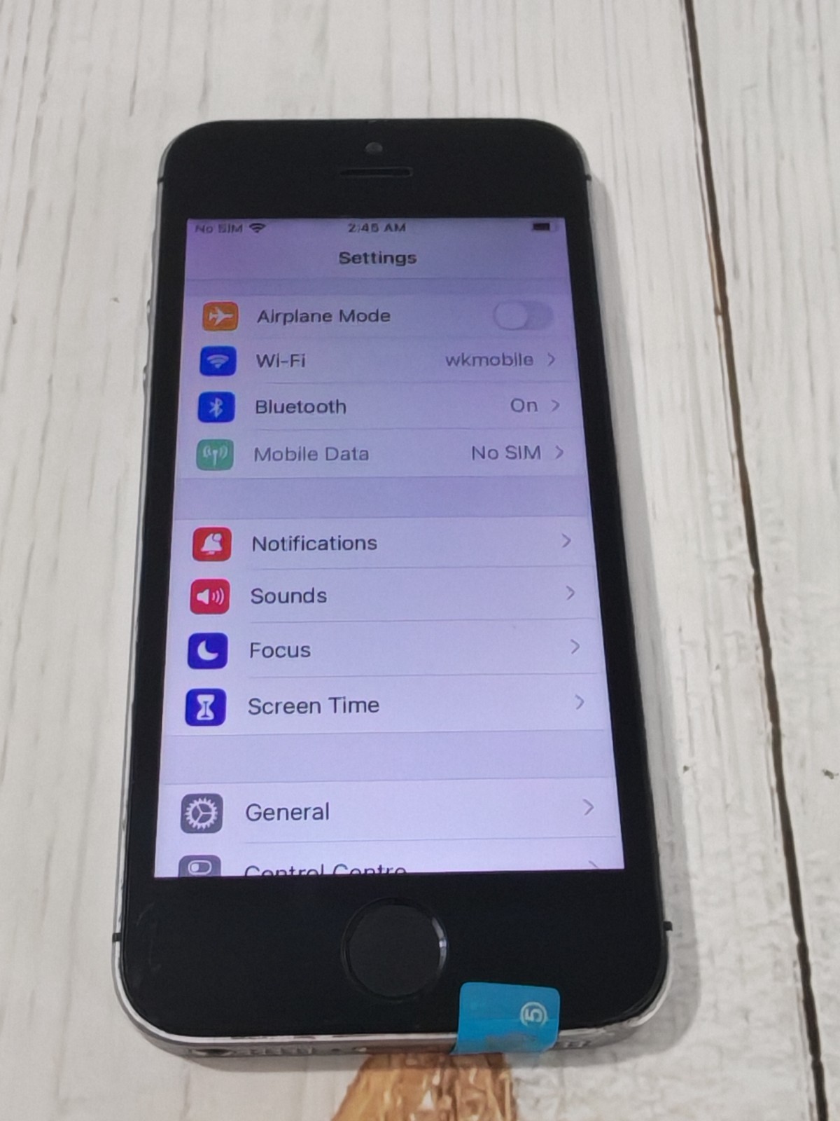 Good Apple iPhone SE 1st Gen 2016 Unlocked 16/32/64 GB iOS 15 Ver Random Color